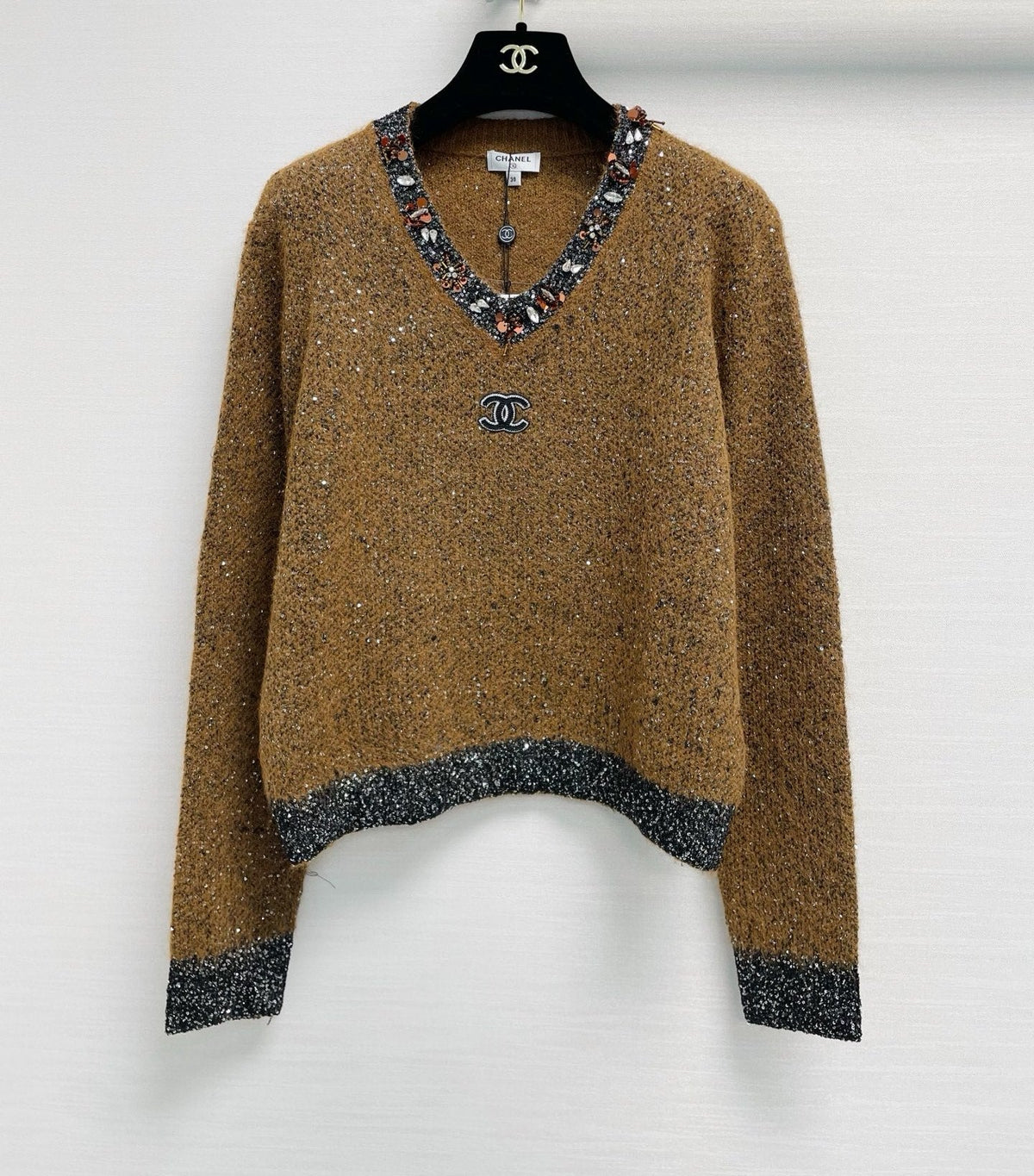 CC 26FW Crystal-Embellished Collar V-Neck Knit Sweater Polyester 440382