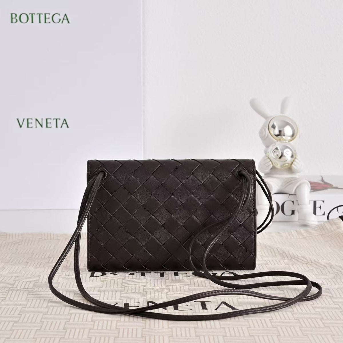 BV Andiamo Zipper Card Holder 19cm in Chocolate Leather