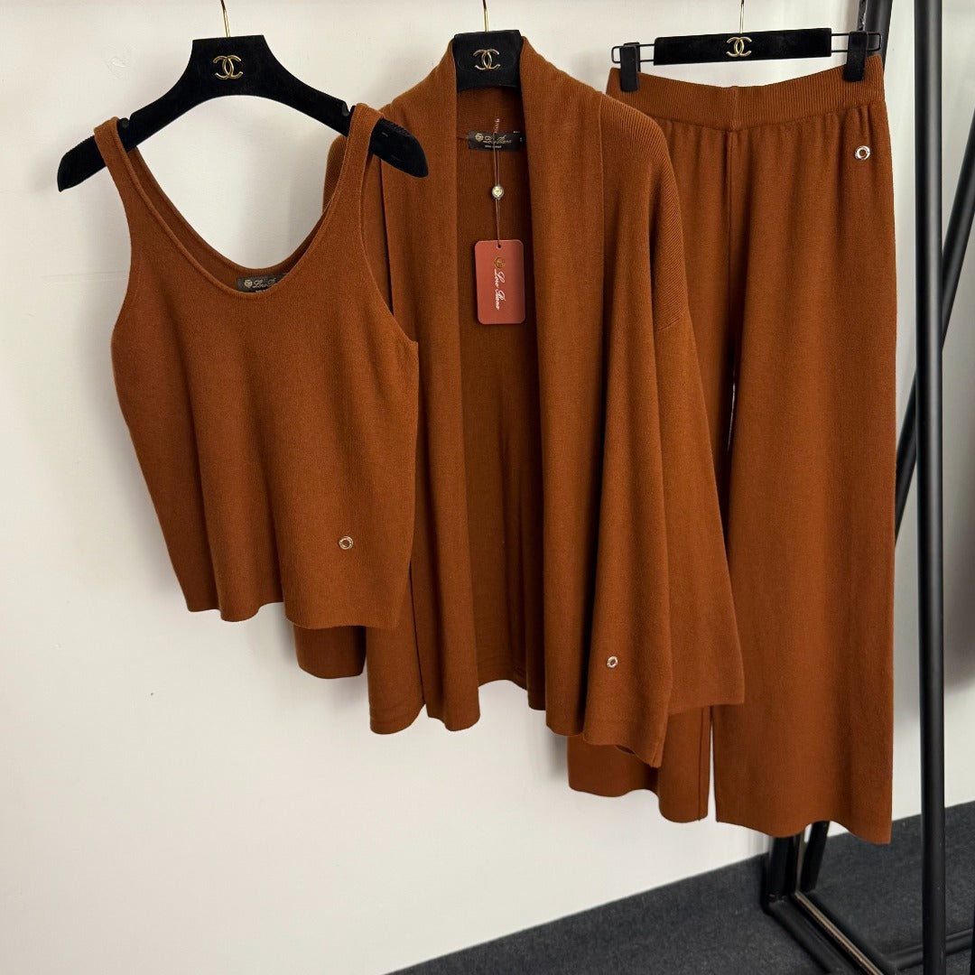 LP 26s Three-piece Knit Set 943