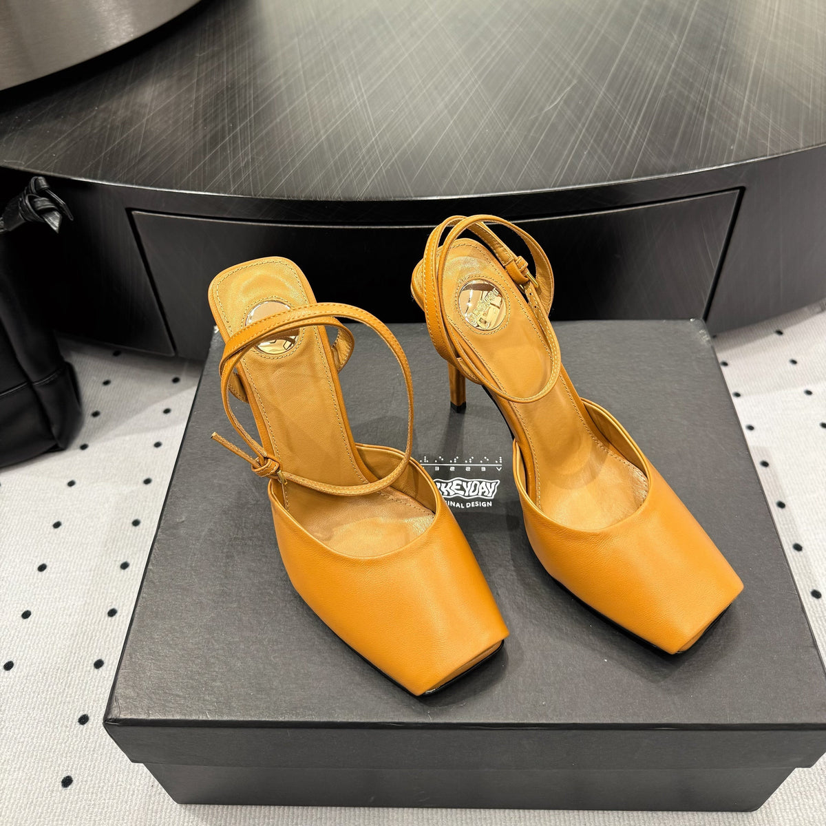 YSL 26S Square-Toe High Heels 105 Mm Ochre Yellow Calfskin