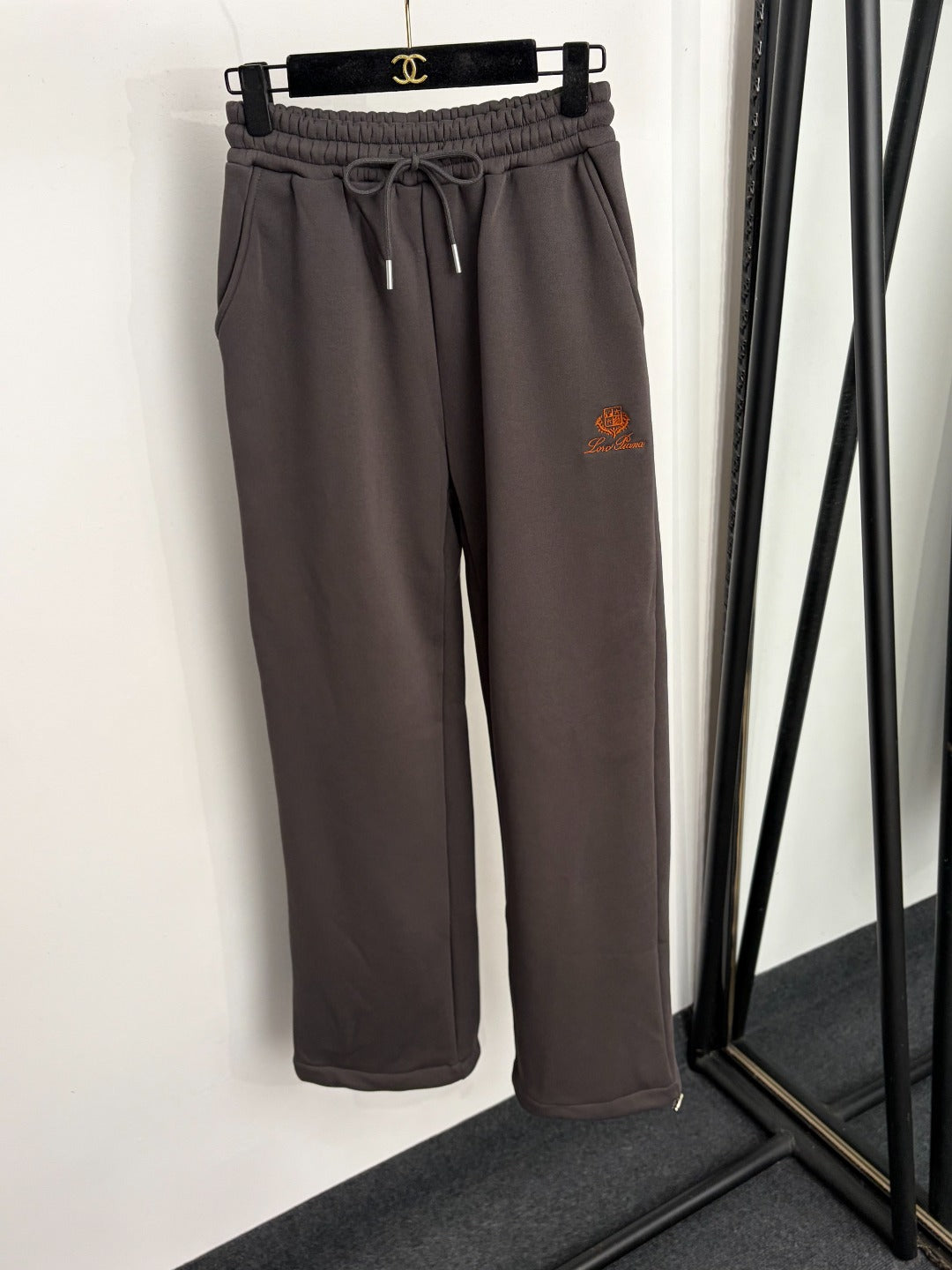 LP 26s Zip-up Hoodie Tracksuit 999
