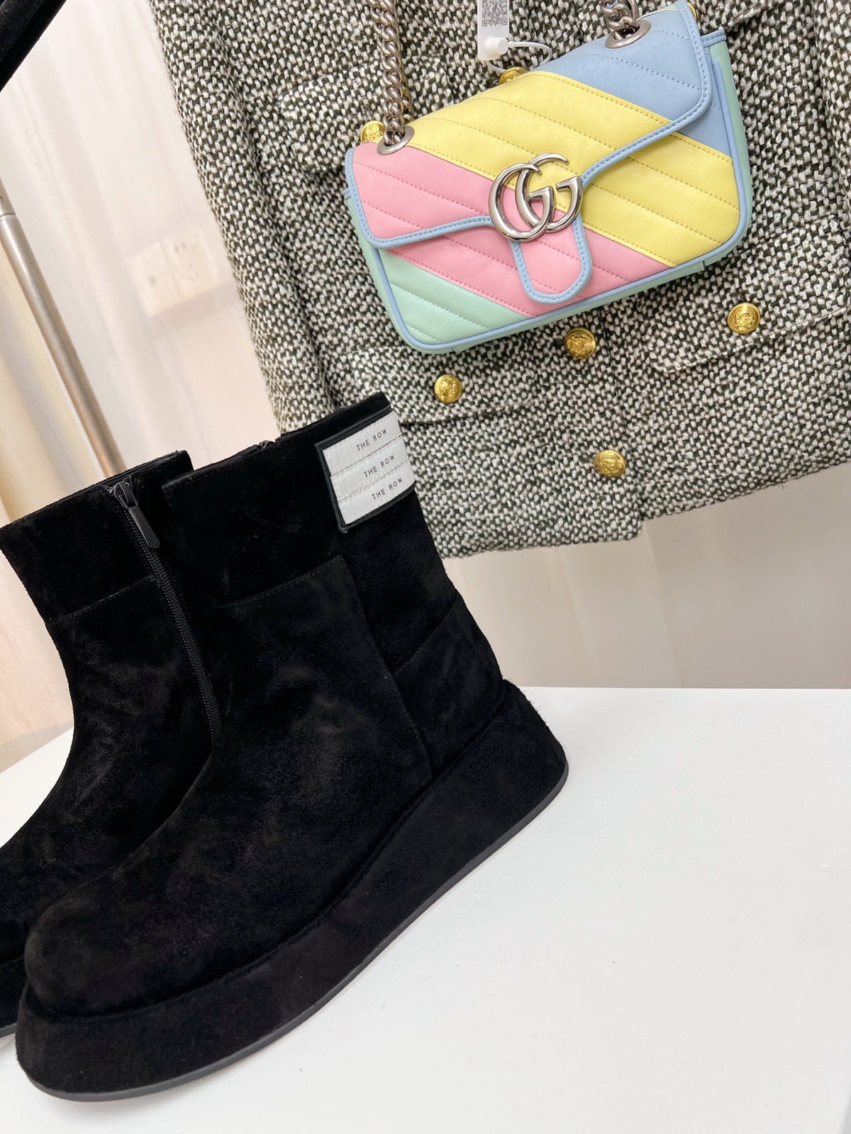 TR 26S Platform Ankle Boots 4cm Side Zip Black Suede 140945