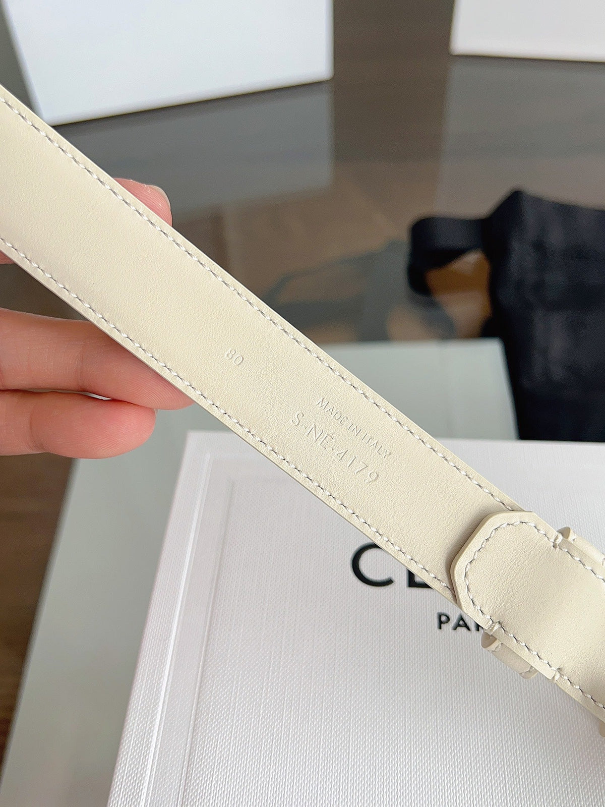 Celine 2026 Triomphe Belt 25mm White Leather 194260
