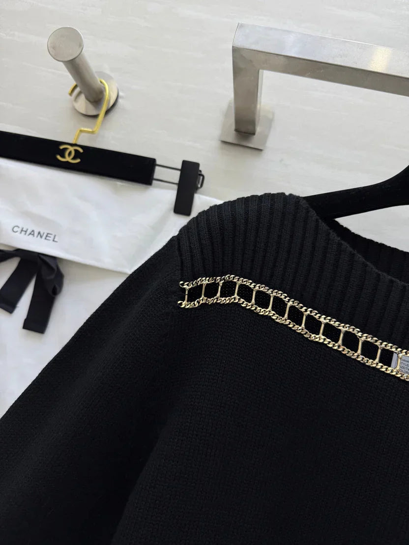 CHANEL CASHMERE SWEATER STYLE 261