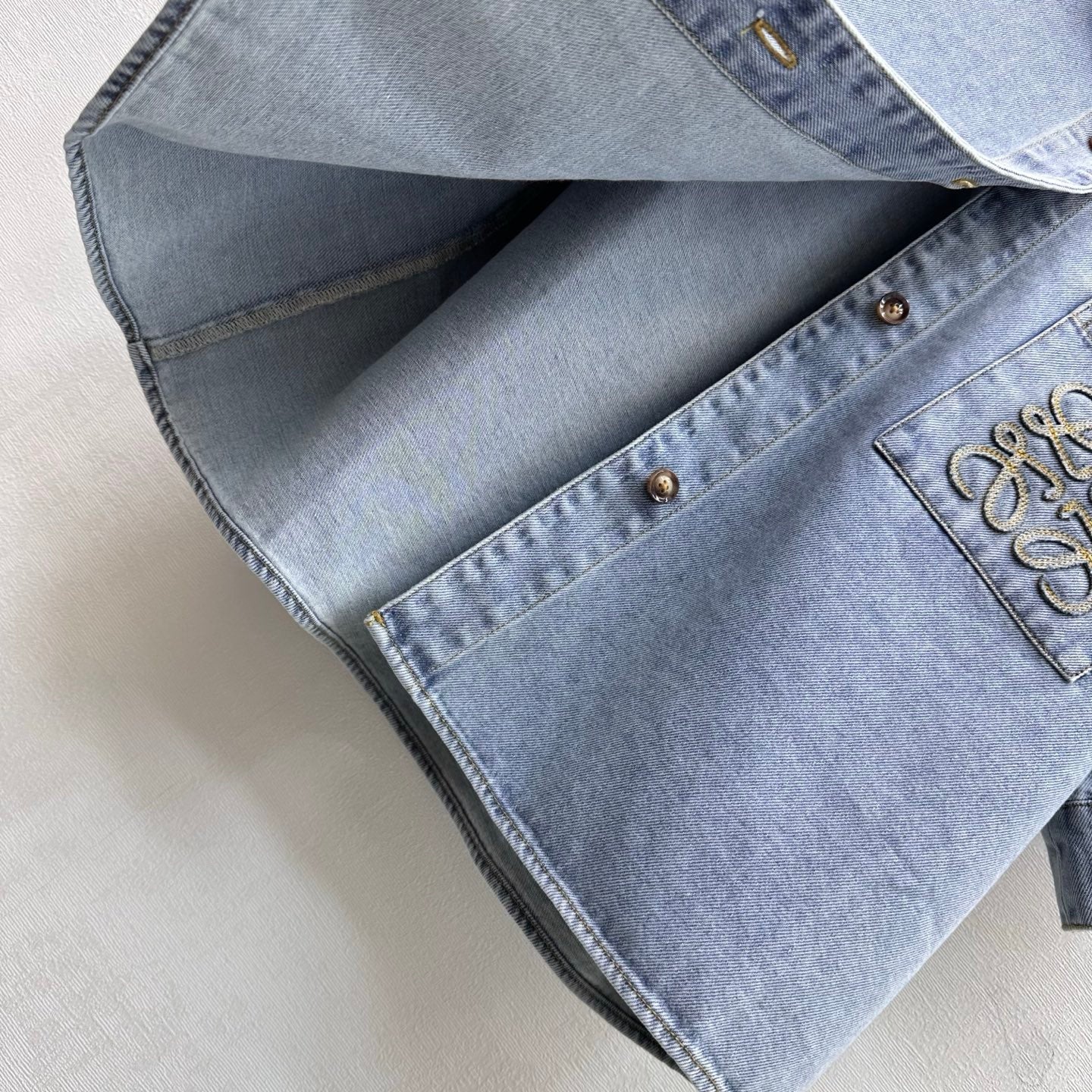 Loewe 26 Embroidered Short-Sleeve Shirt Blue in YB Twill Cotton Denim 375338