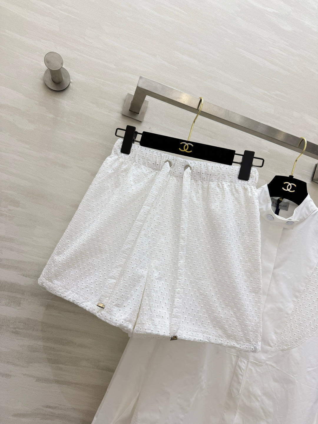 Moncler 26 Summer White Moonlight Set in 375525