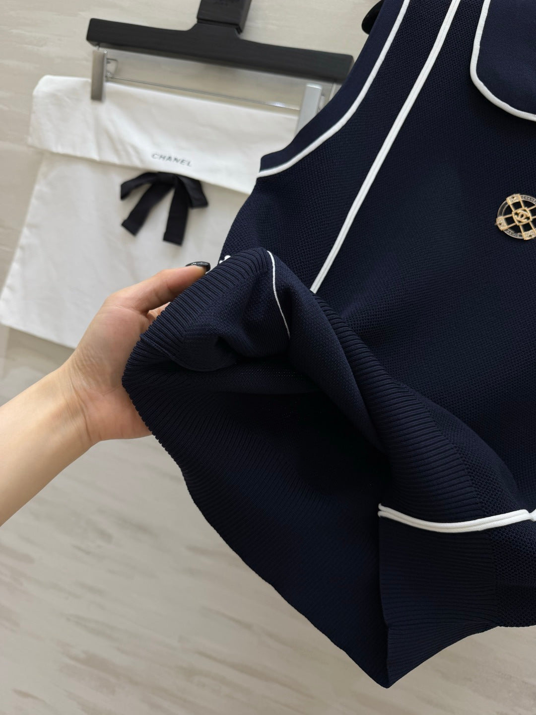 CC 26 Classic Preppy Vest Navy Blue in Wool Knitwear 379457