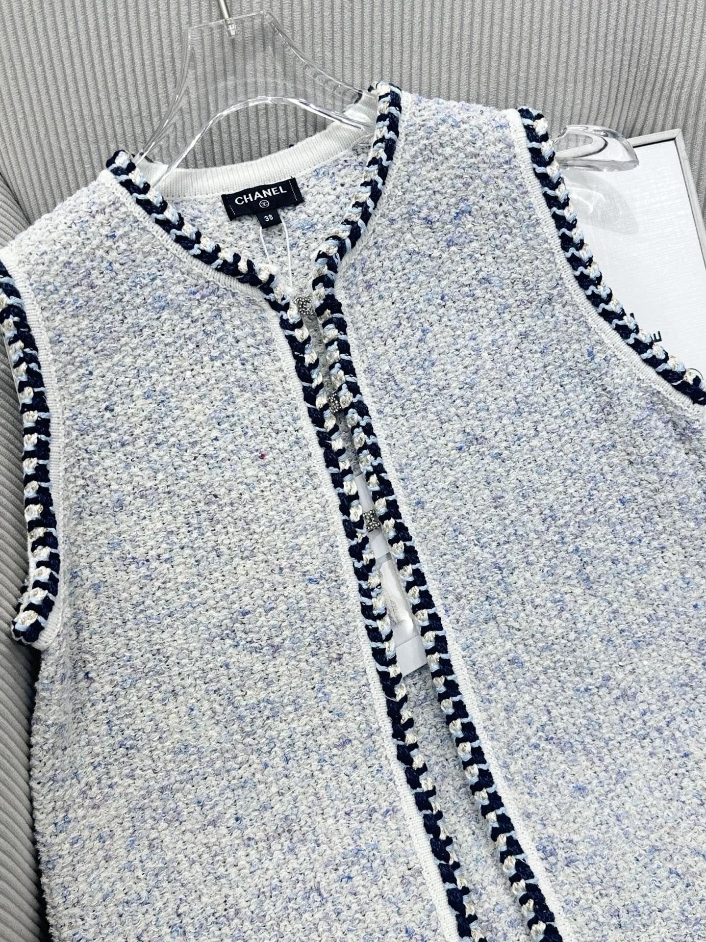 CC 26 Knitted Vest Jacket Light Blue in Wool 387495
