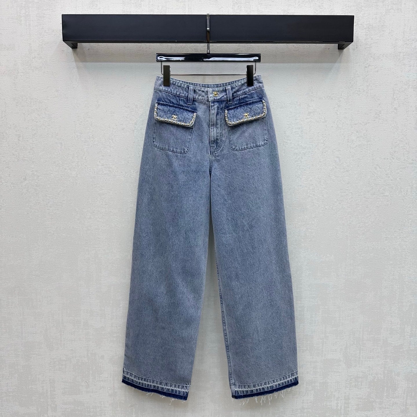 CC 26 Fringe-Edge Denim Pants Blue in Cotton 389540