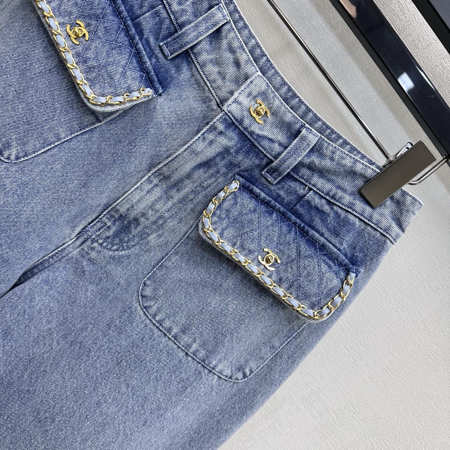 CC 26 Fringe-Edge Denim Pants Blue in Cotton 389540
