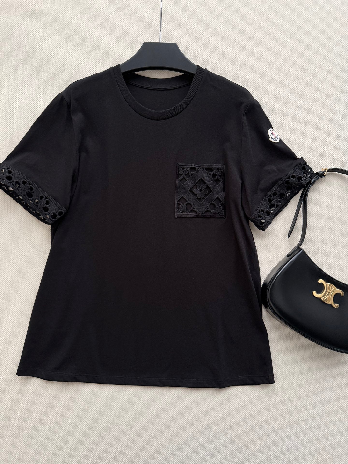 Moncler 26 Short-Sleeve T-Shirt Black in Cotton 387831