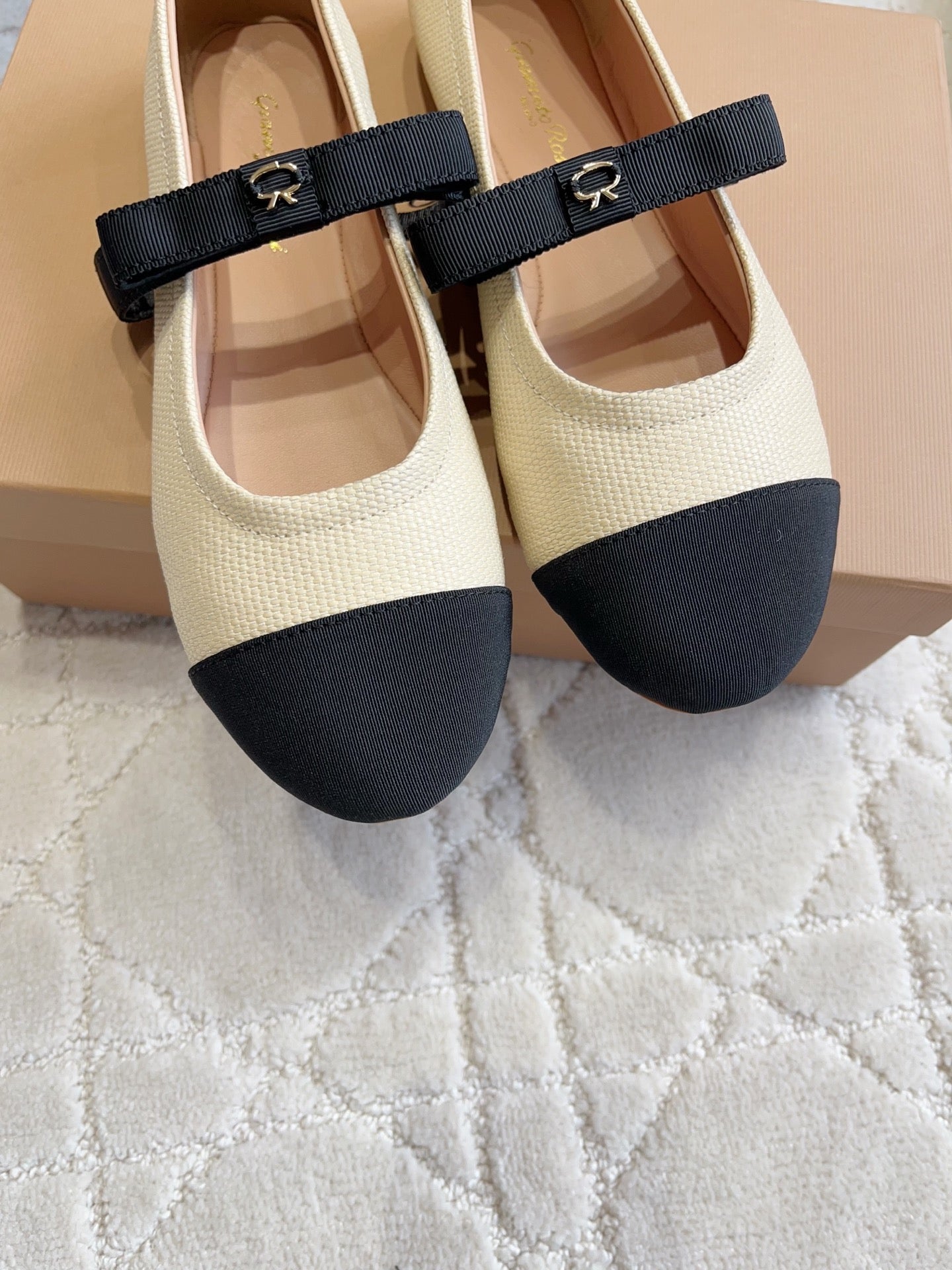 GR Mary Jane Flats Black Beige Lambskin & Fabric 851886
