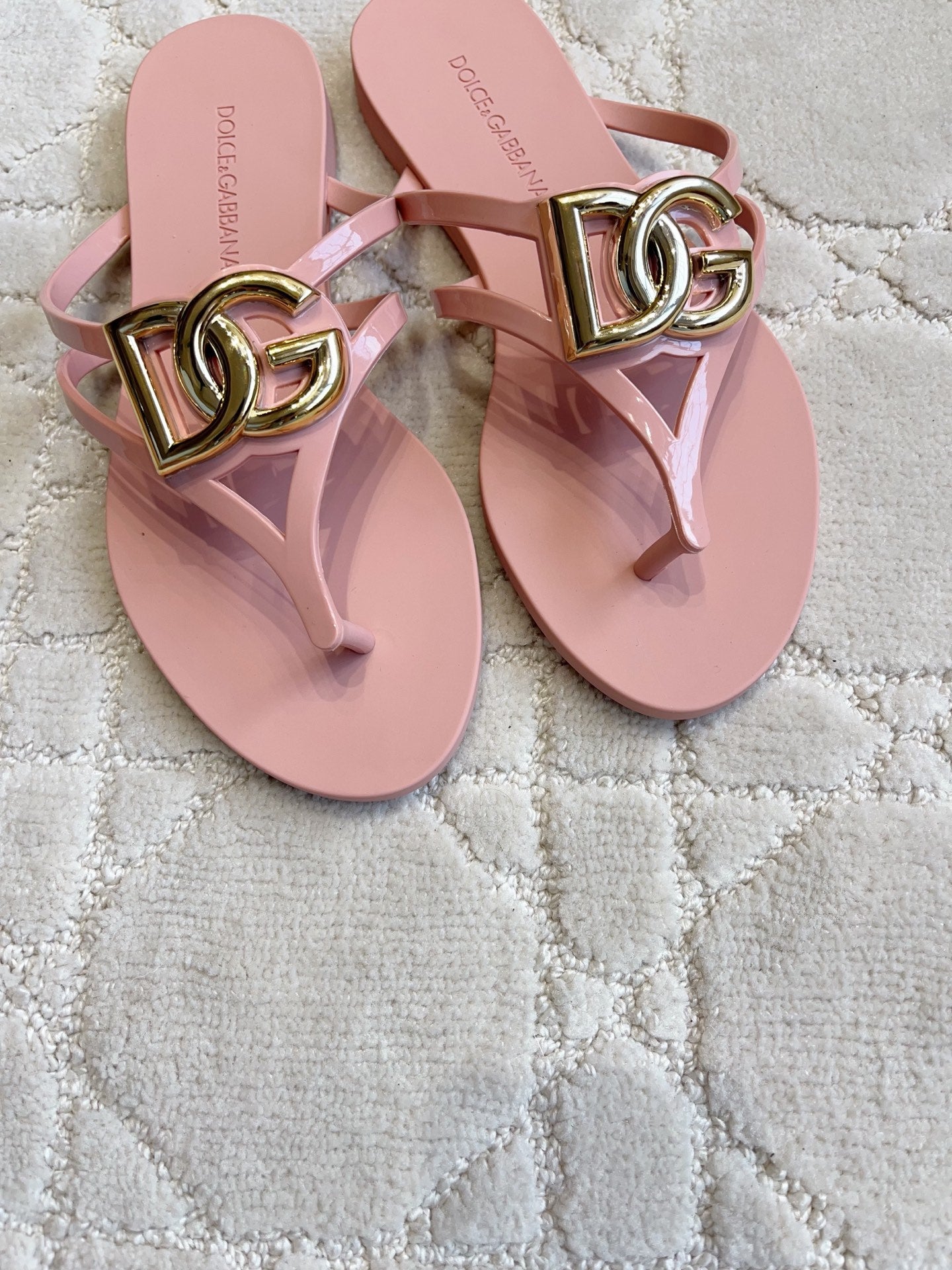 DG Logo Jelly Thong Sandals Pink Rubber 851867