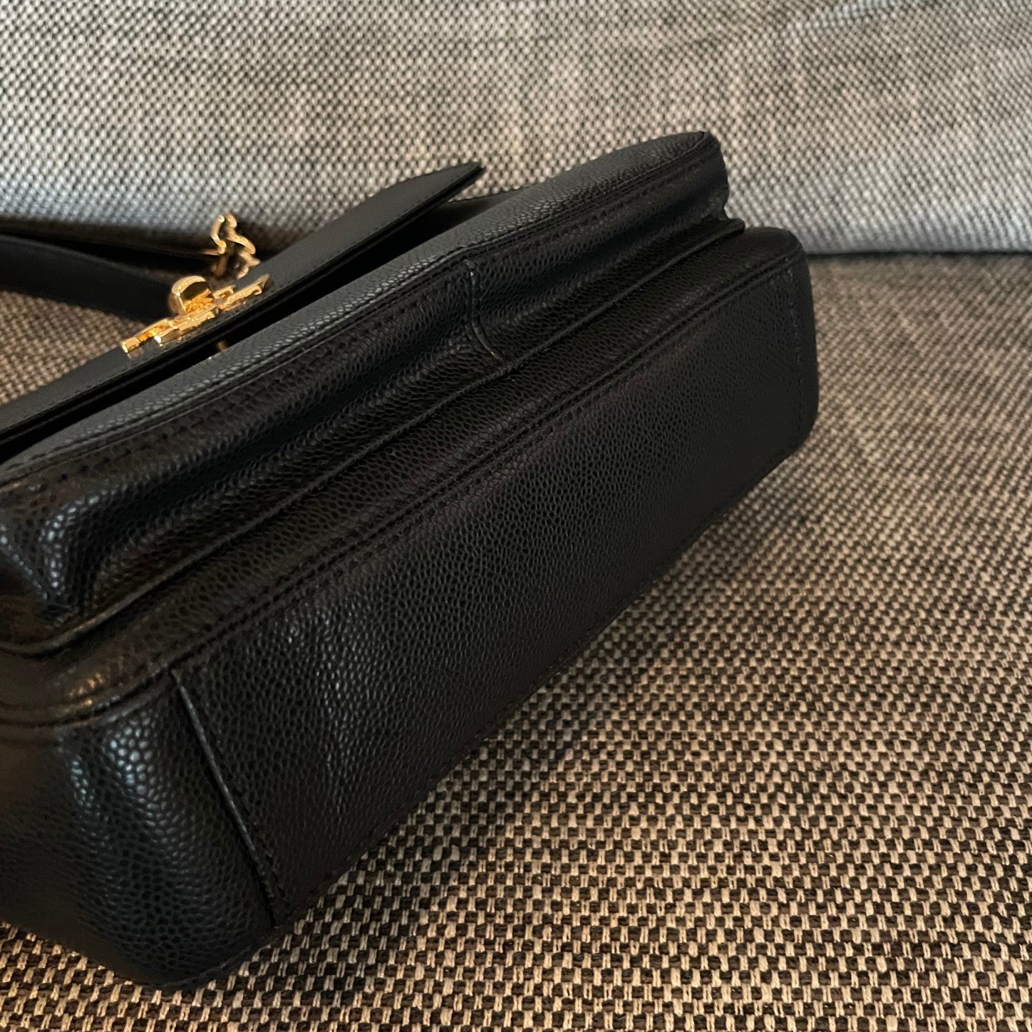 CC Vintage Turn-Lock Tote Bag 26cm Black Caviar Leather