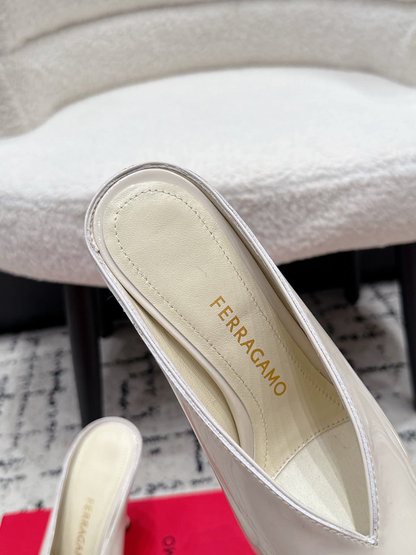 FG Itaca Pointed Toe Mules 9.5cm White Patent Leather 858413