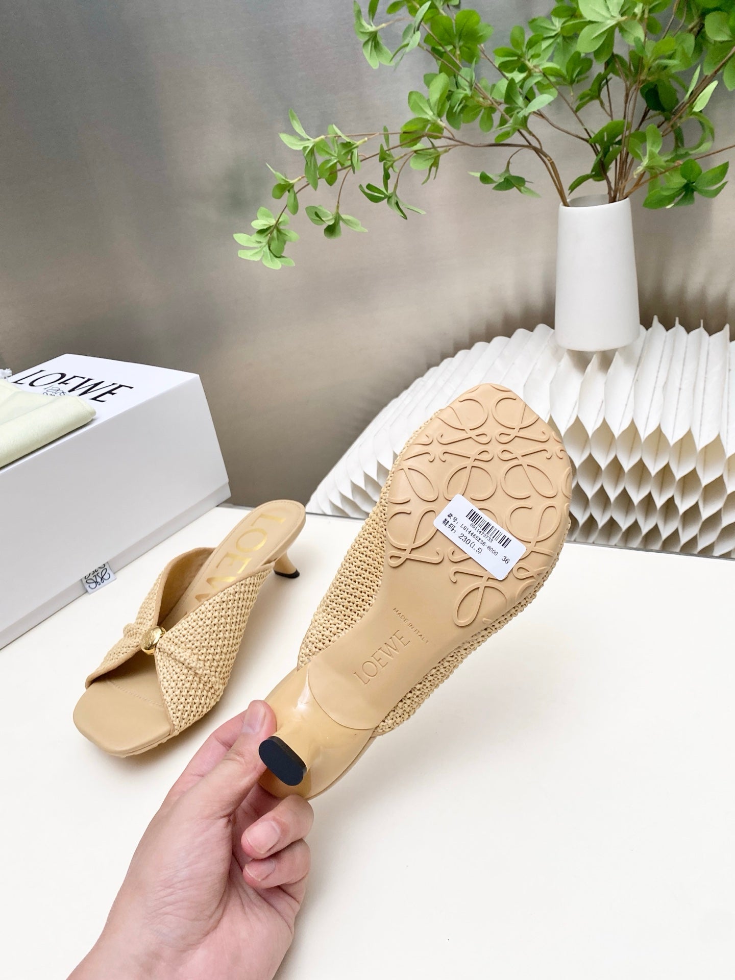 Loew Pebble Soft Sandals Beige Lambskin Leather 881366