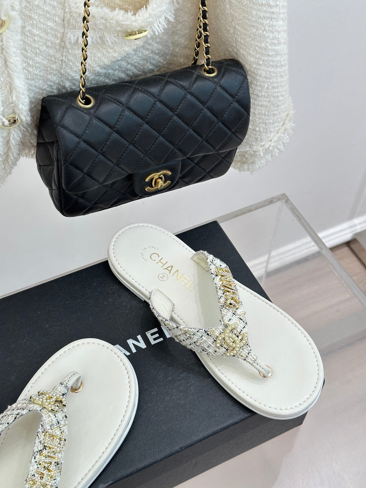 CC Crystal Logo Platform Thong Sandals Flat White Tweed 887779