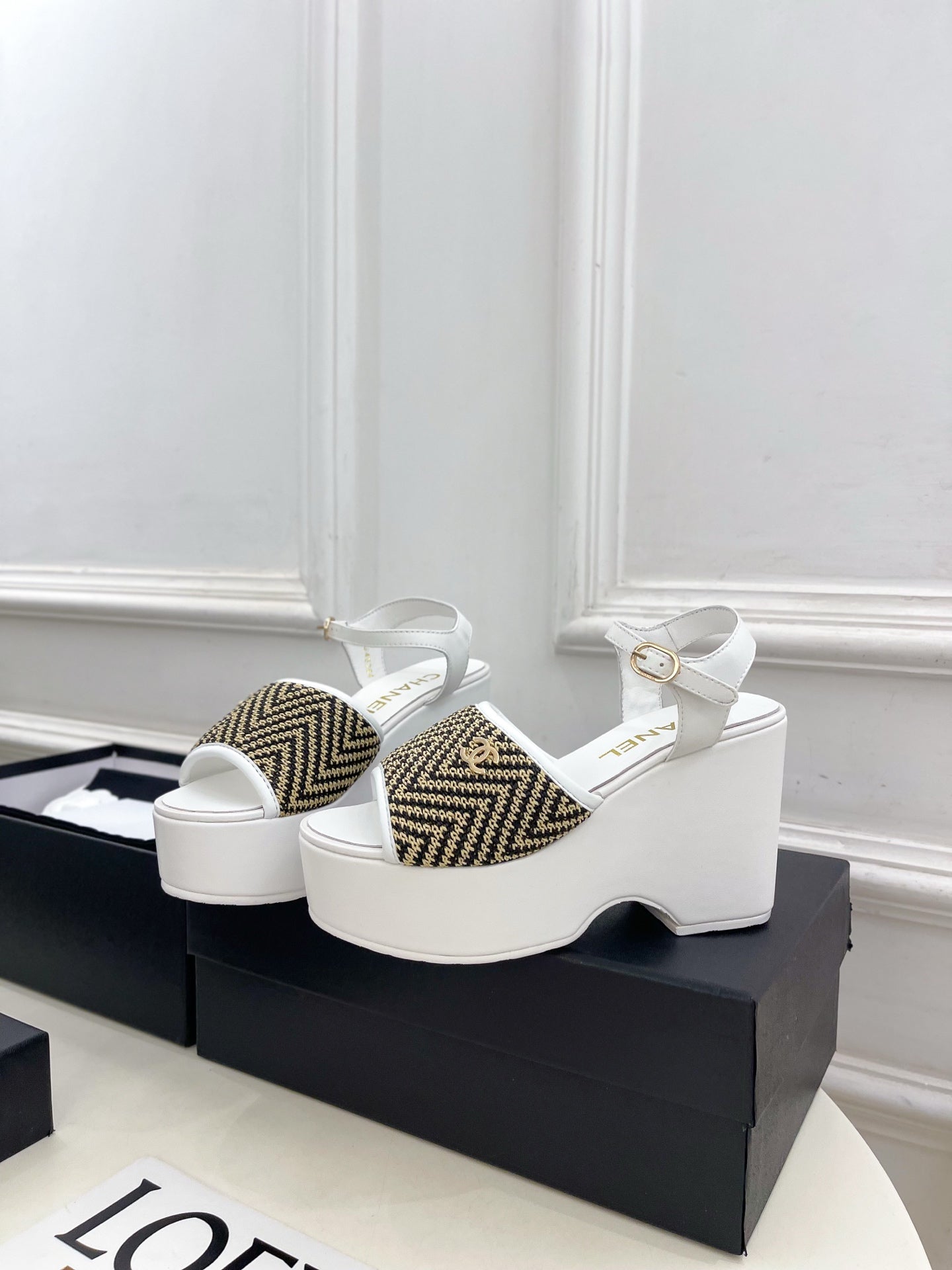 CC Double C Platform Wedge Sandals 10cm White Tweed 891781