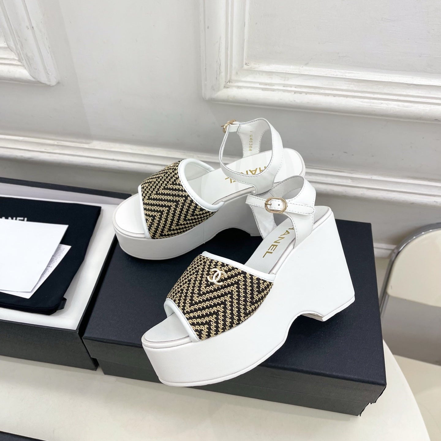 CC Double C Platform Wedge Sandals 10cm White Tweed 891781