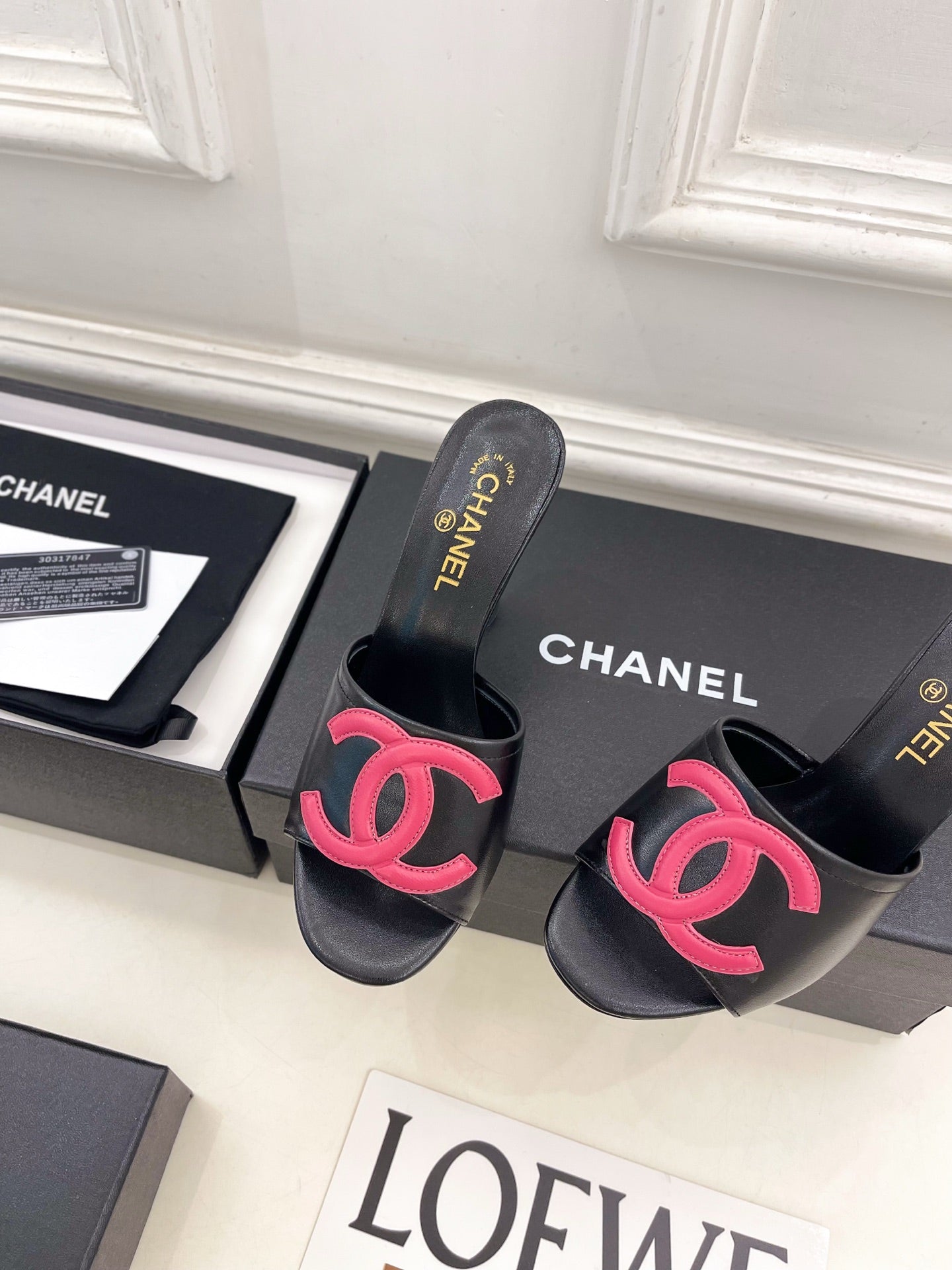 CC Double C Mules 9.5cm Black Pink Leather 891676