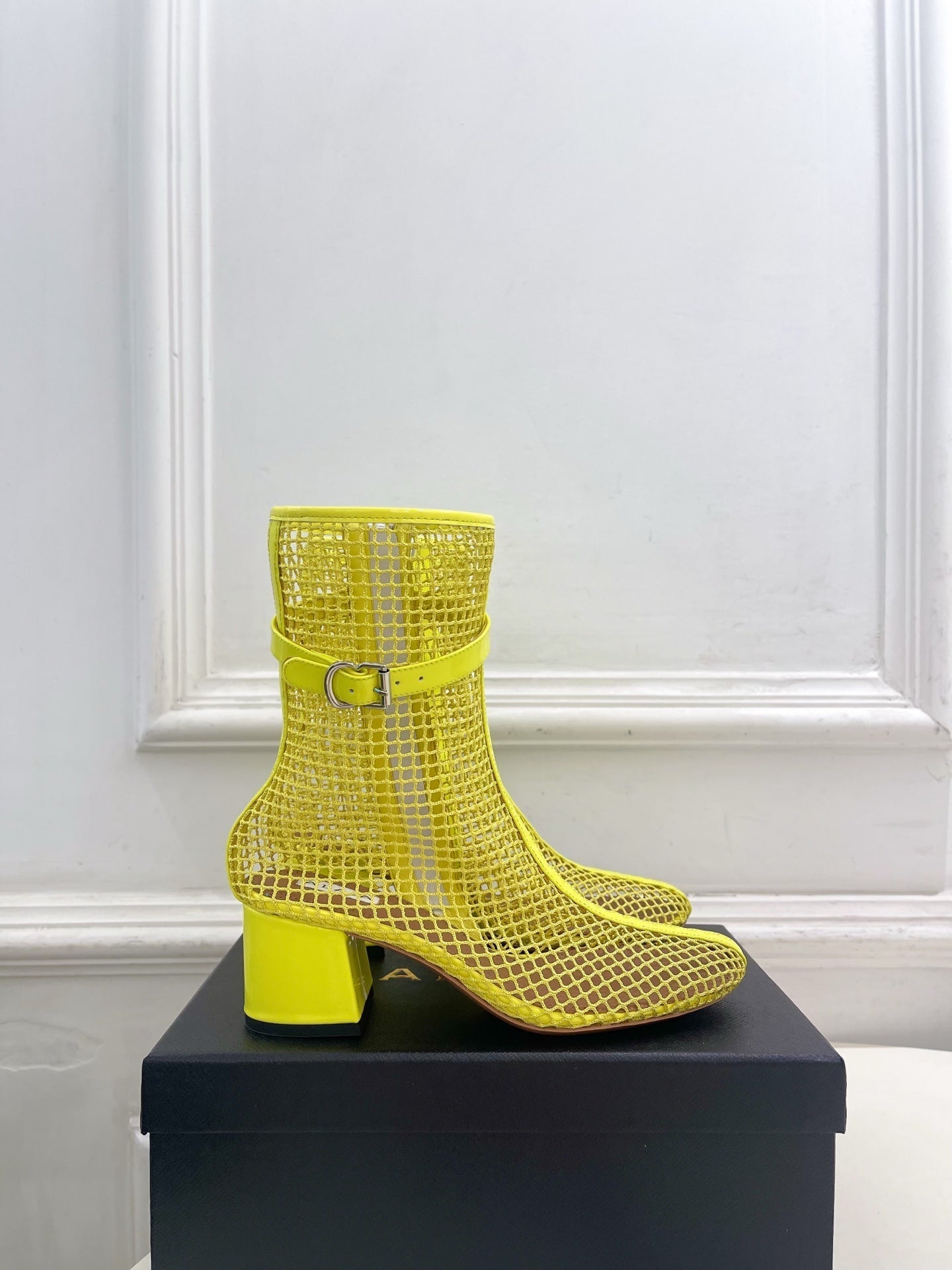 Alaia Boots 5.5cm Fishnet Ankle Boots Yellow Mesh Patent Leather 892044