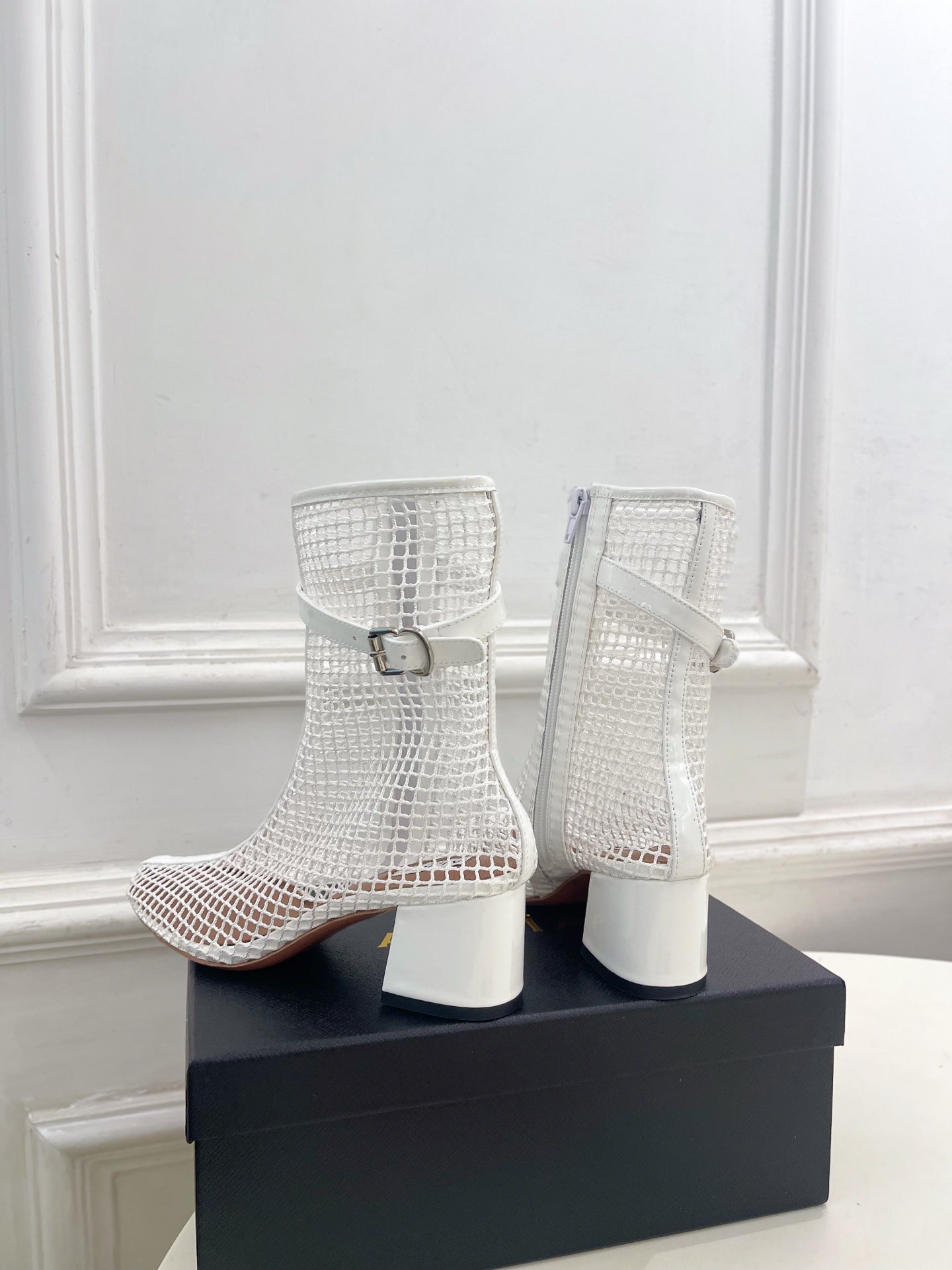 Alaia Boots 5.5cm Fishnet Ankle Boots White Mesh Patent Leather 892043
