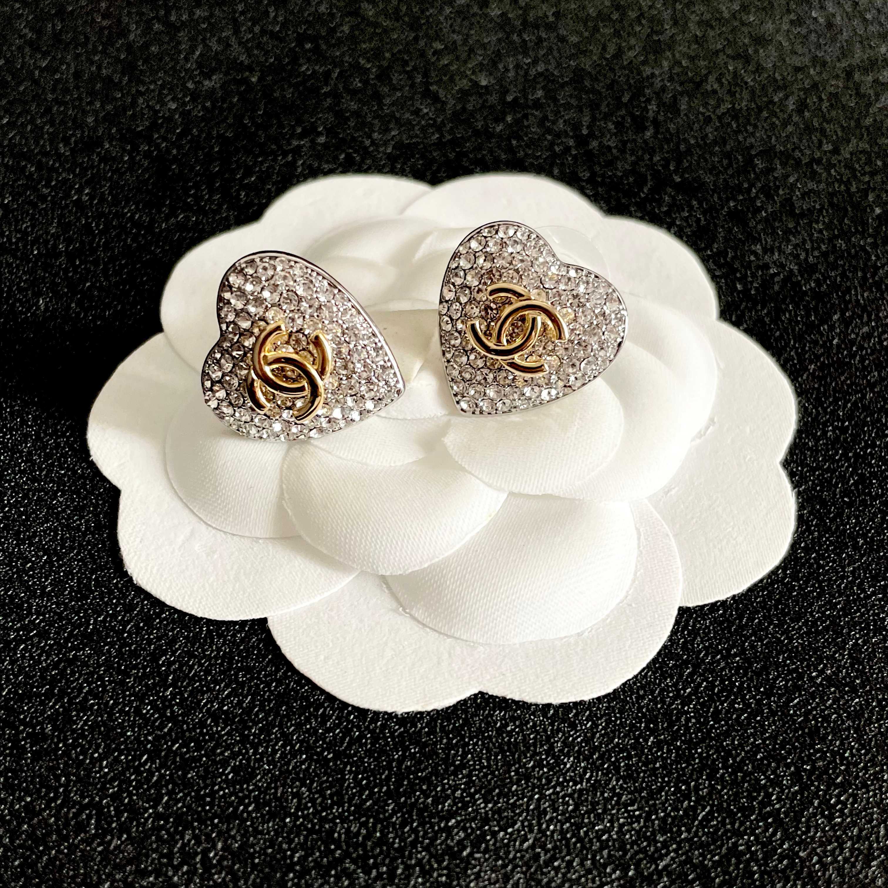 CC Heart Brooch Gold Crystal 659643