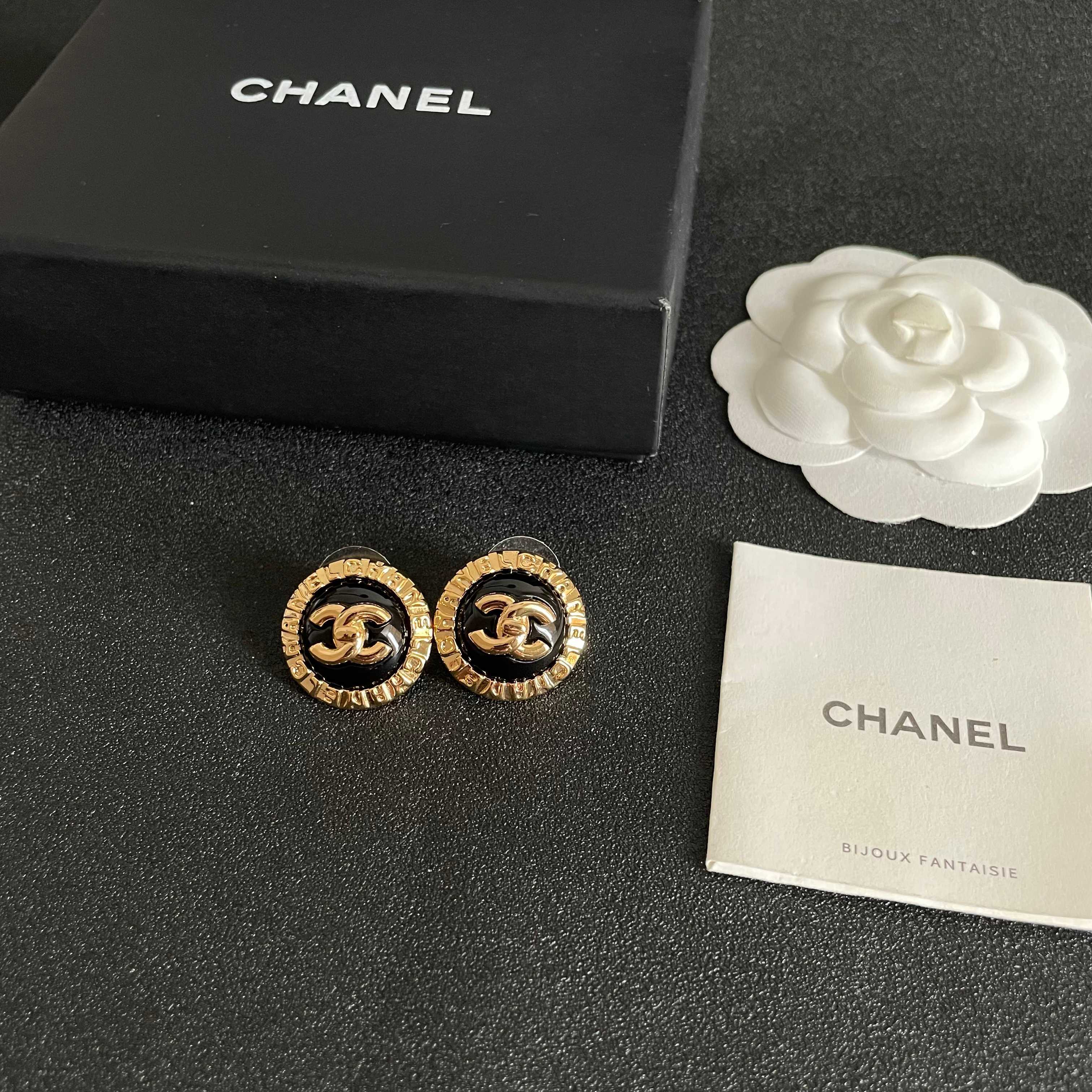 CC Round Stud Necklaces Enamel 65966