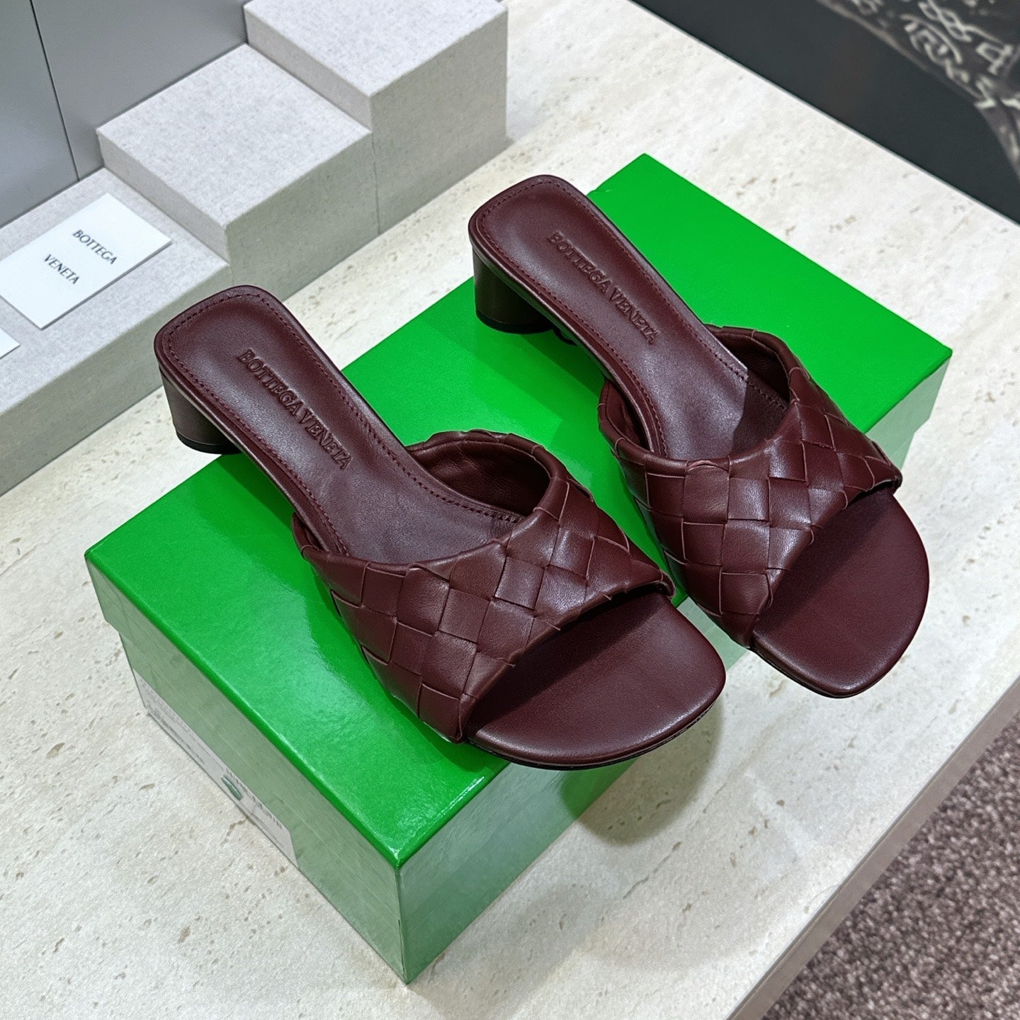 BV 26s Blink Intrecciato Mules 4.5cm Burgundy Leather 896577