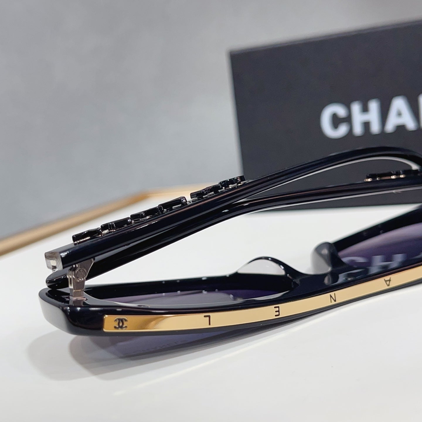 CC Sunglasses 108