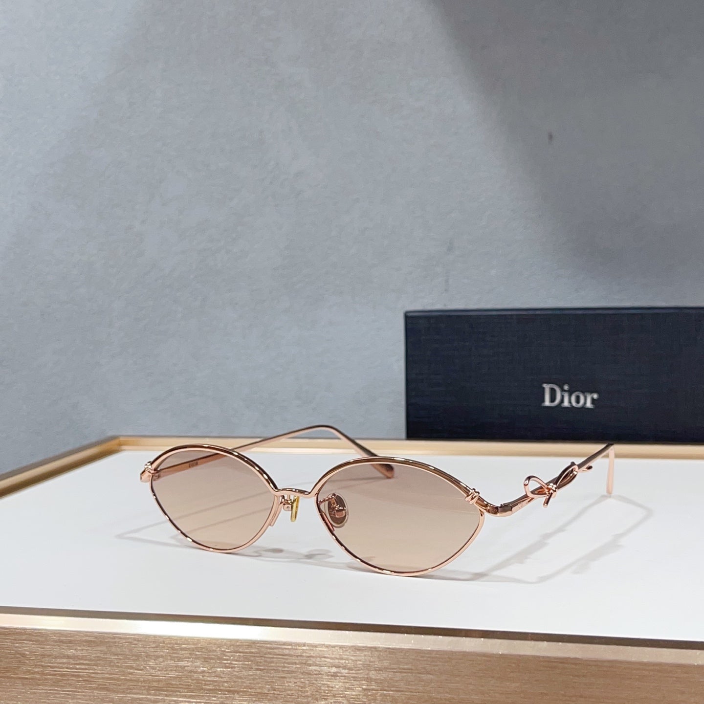 CD Sunglasses 105