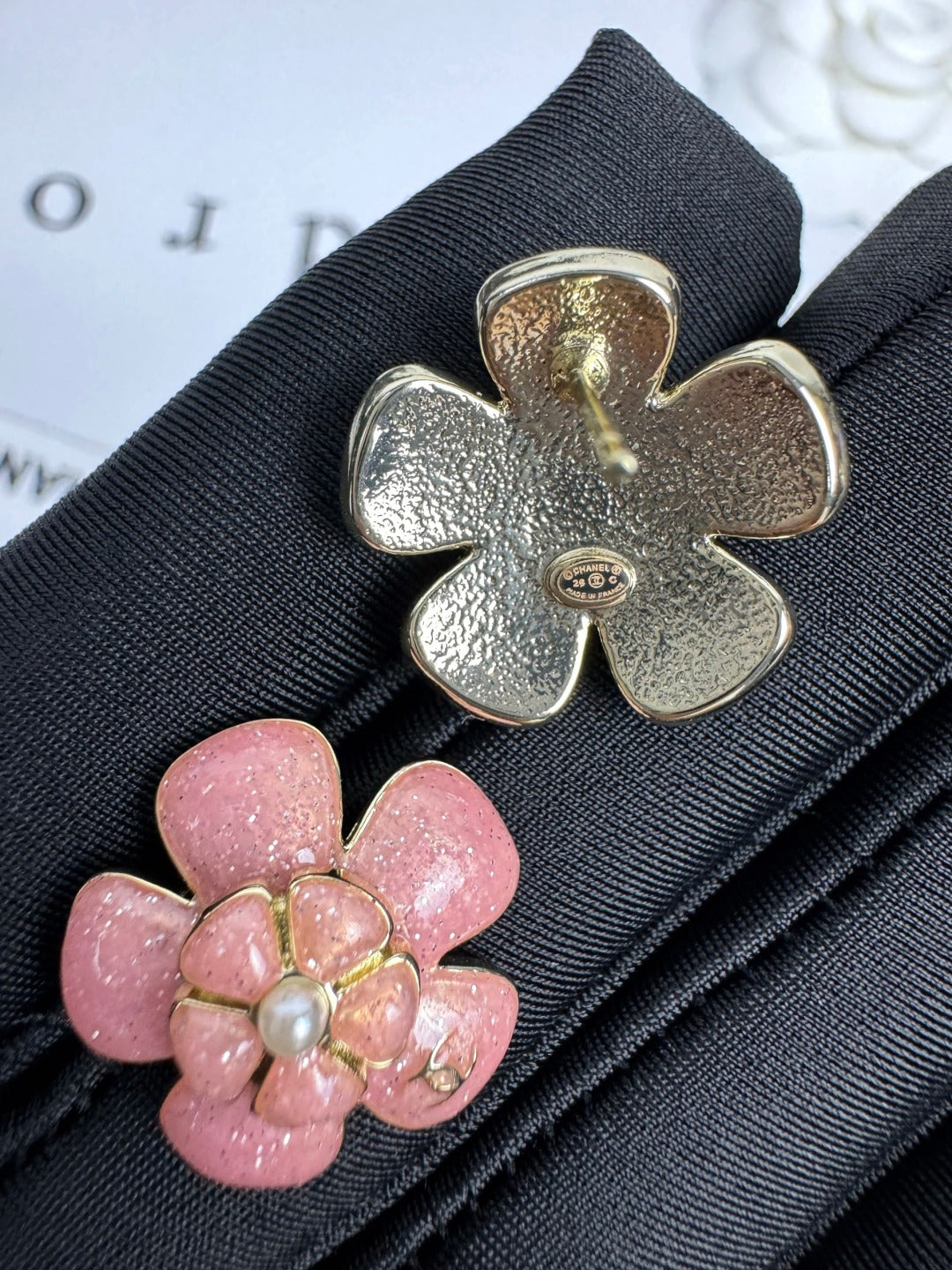 CC Earrings 284867