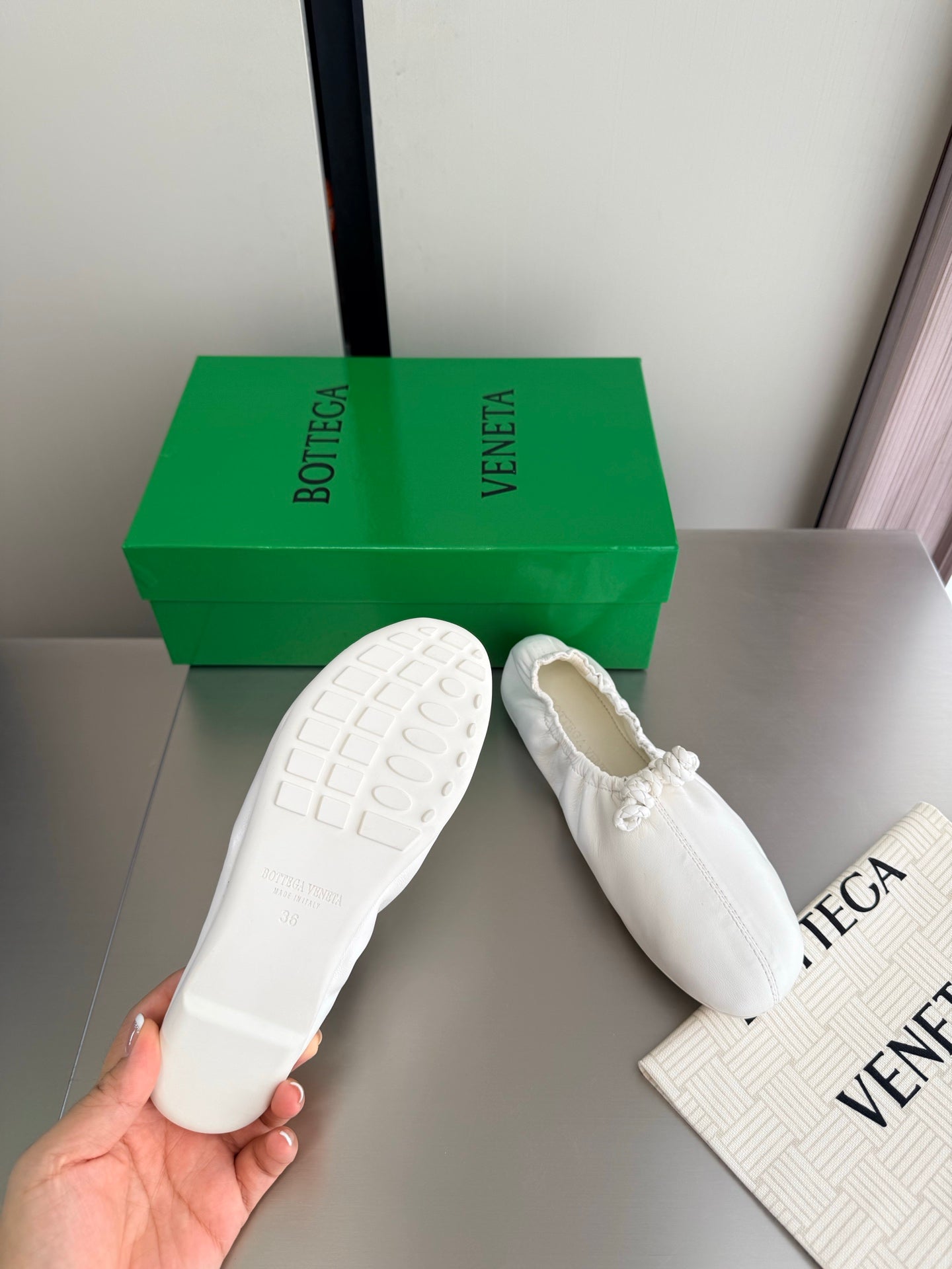 BV Fantasmina Ballerina Flats White Leather 929578
