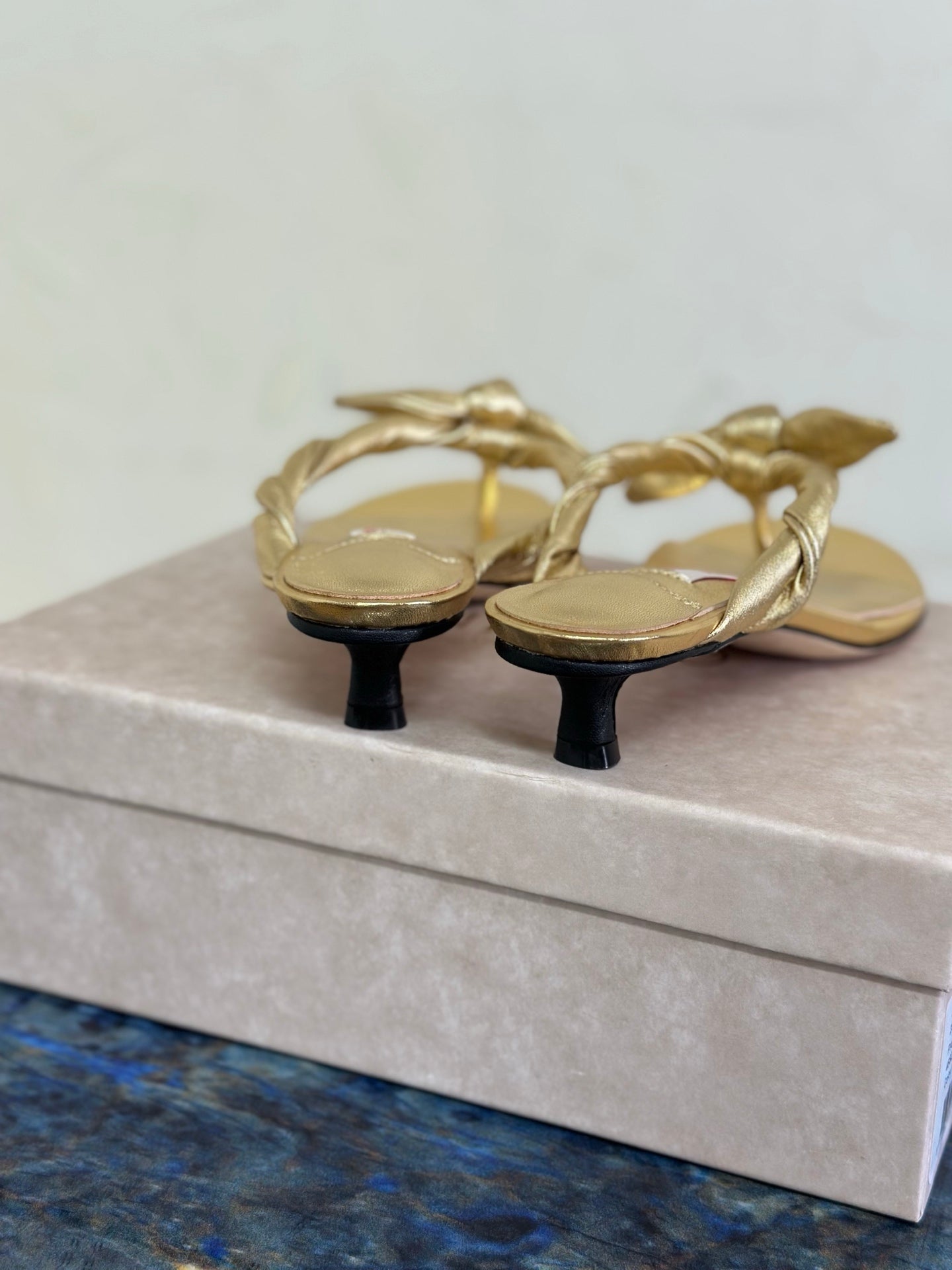 JC Liss 30MM Sandals Gold Metallic Leather 929069