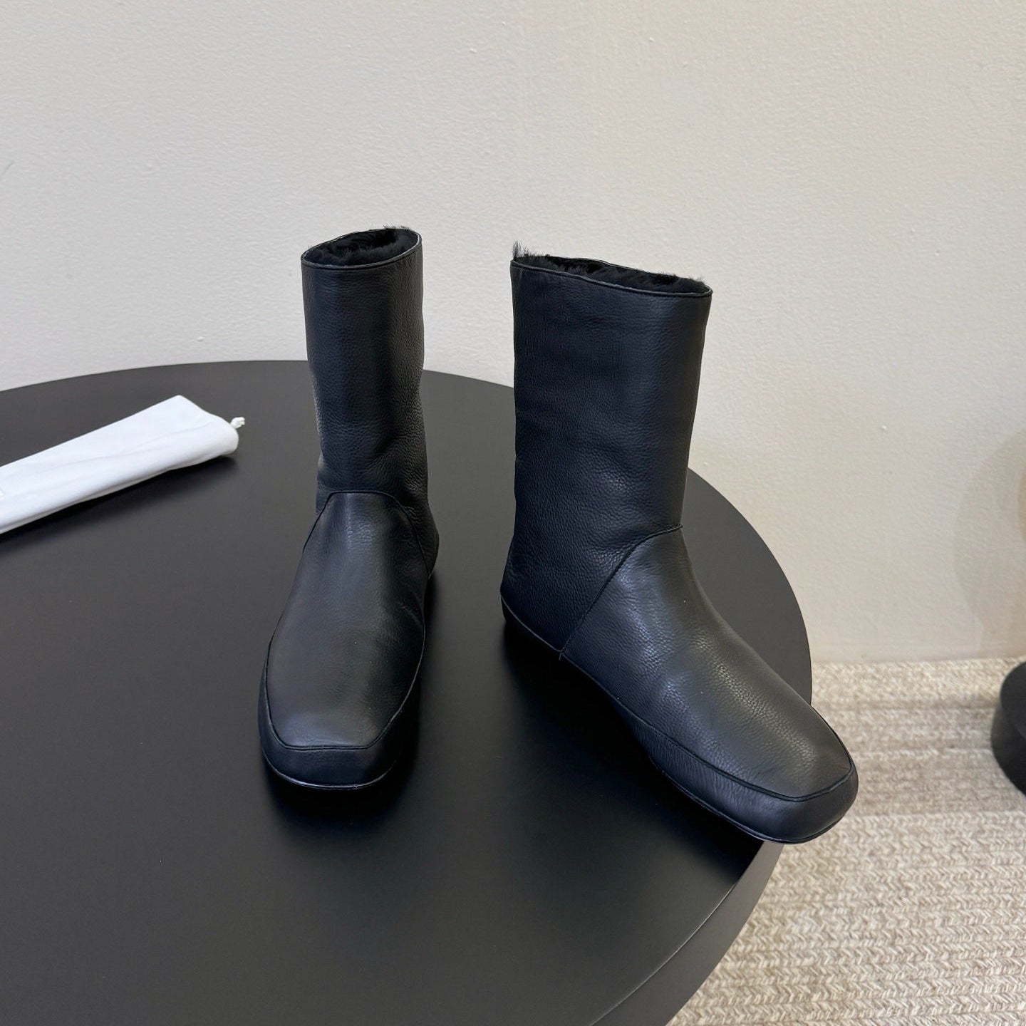 TR 26S Toni Ankle Boots Black Calfskin Shearling 933559
