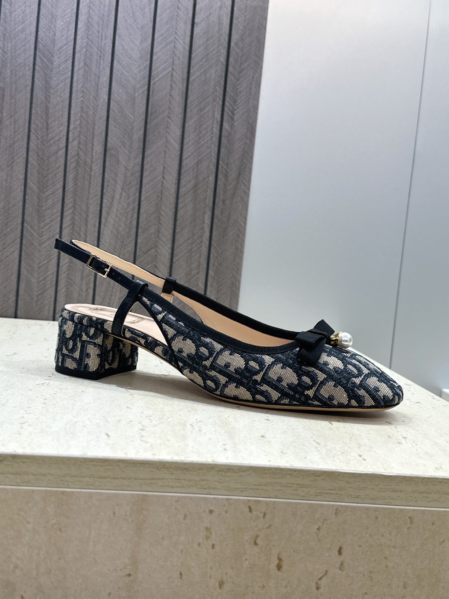 CD Oblique Bow Pearl Slingback Pumps 3.5CM Grey Navy Embroidered Cotton 933311