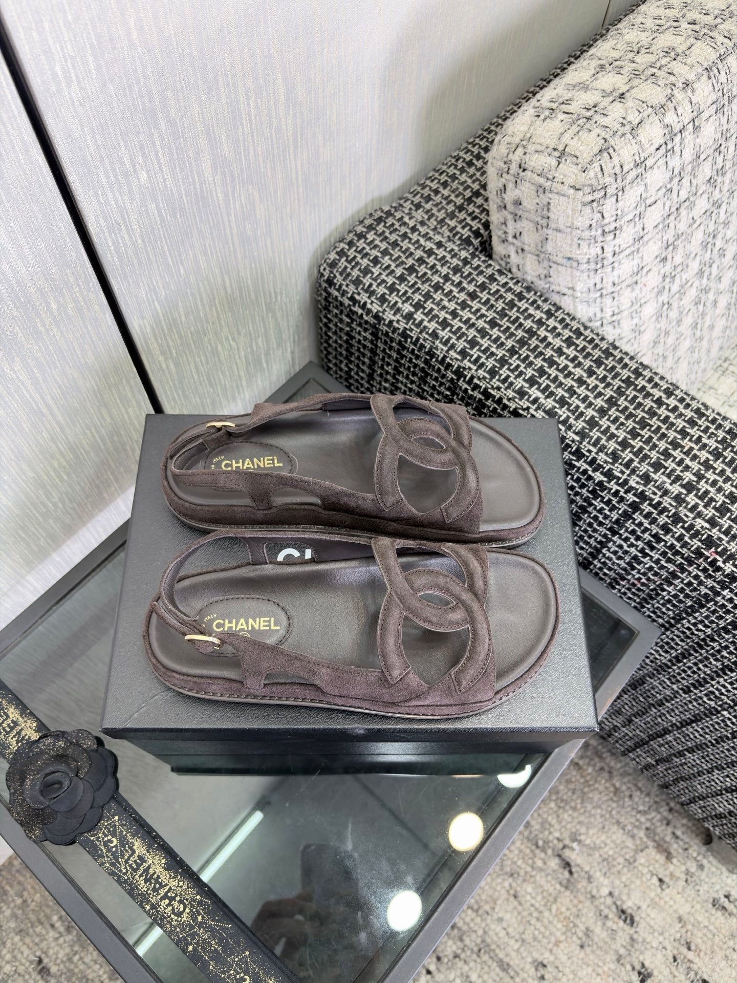CC Sandals Chocolate Suede Leather 935910