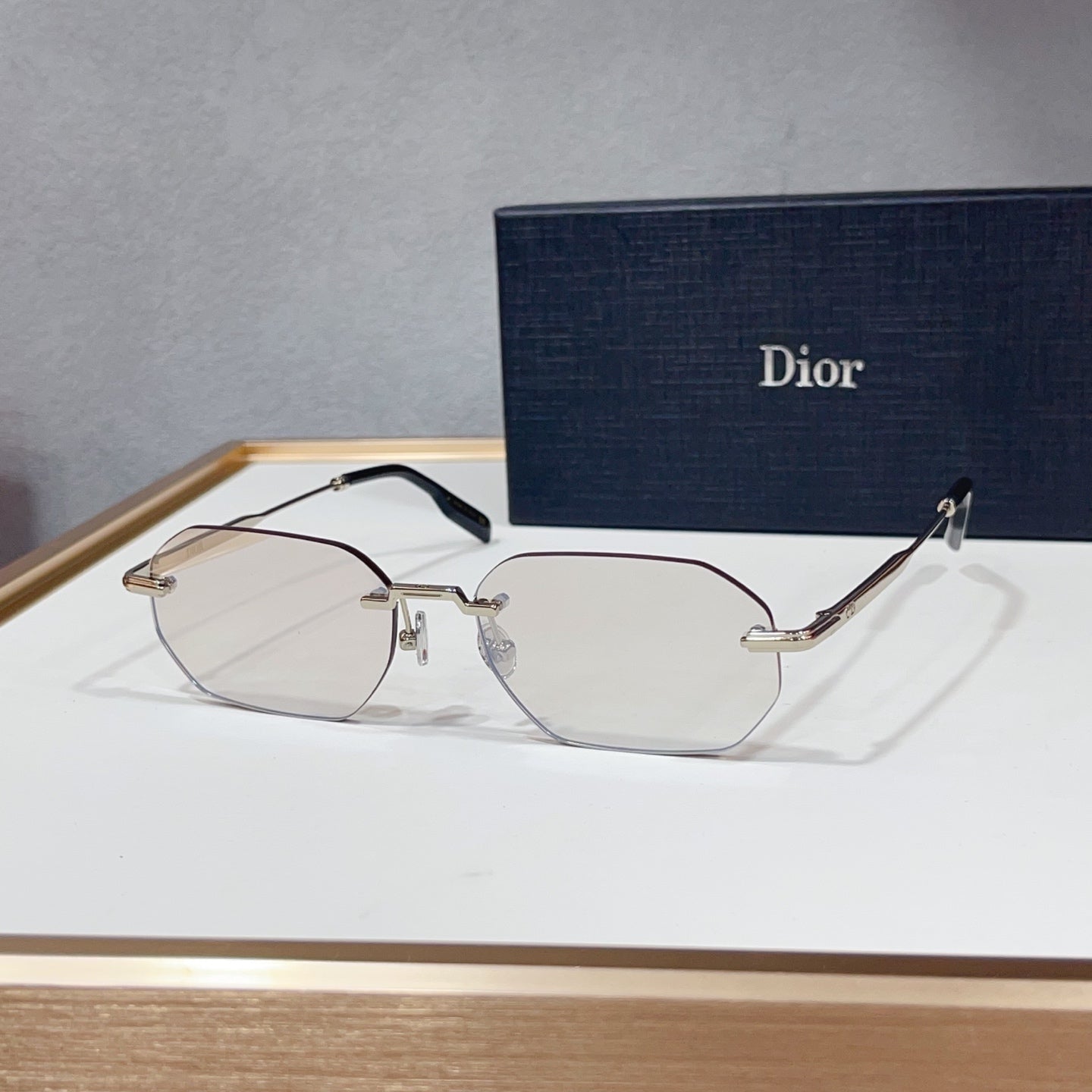 CD Sunglasses 112
