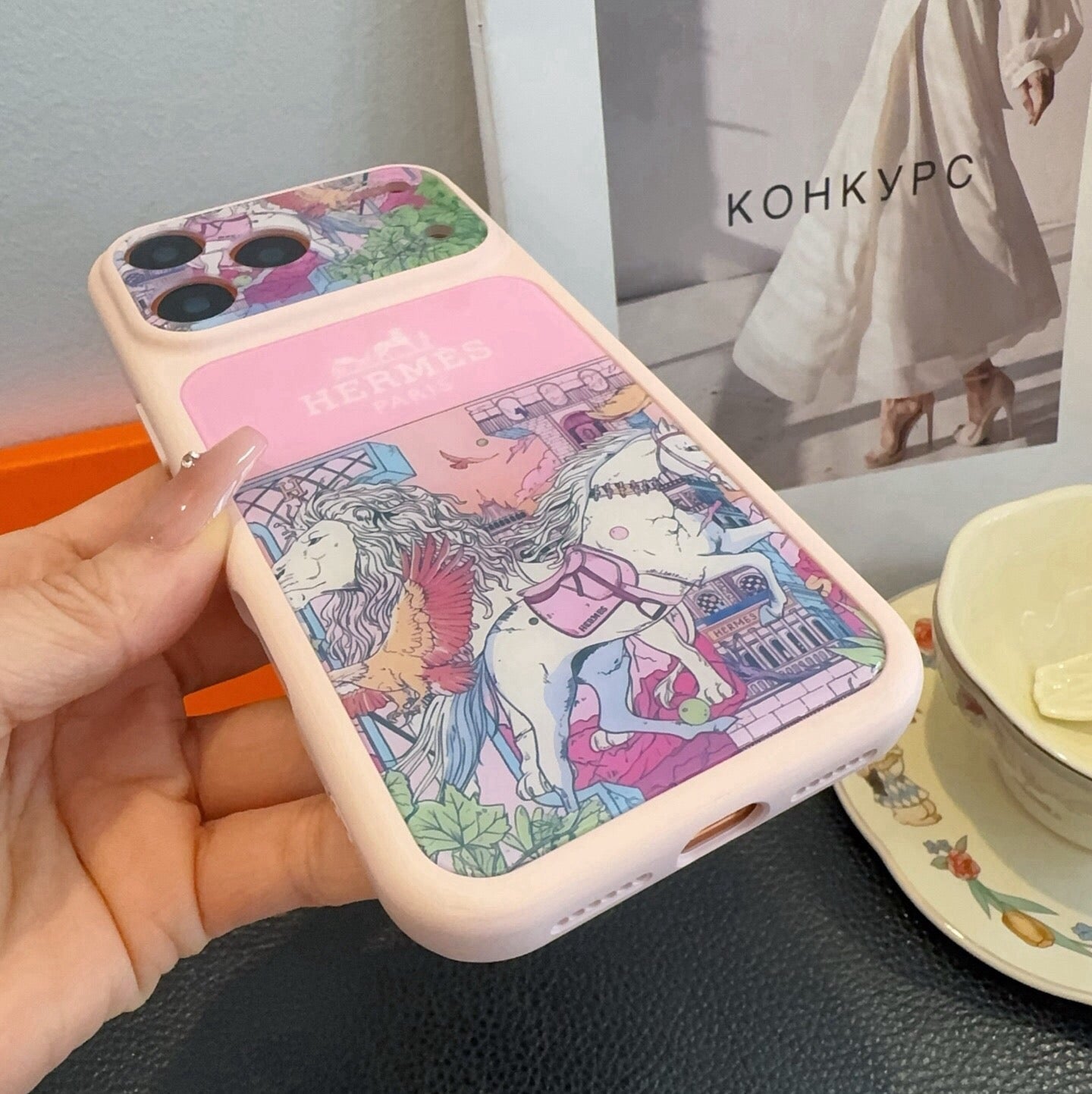 HM iPhone Case 390500