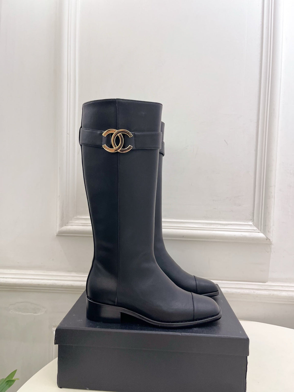 CC Double C Knee-High Boots 3.5CM Black Leather 946891