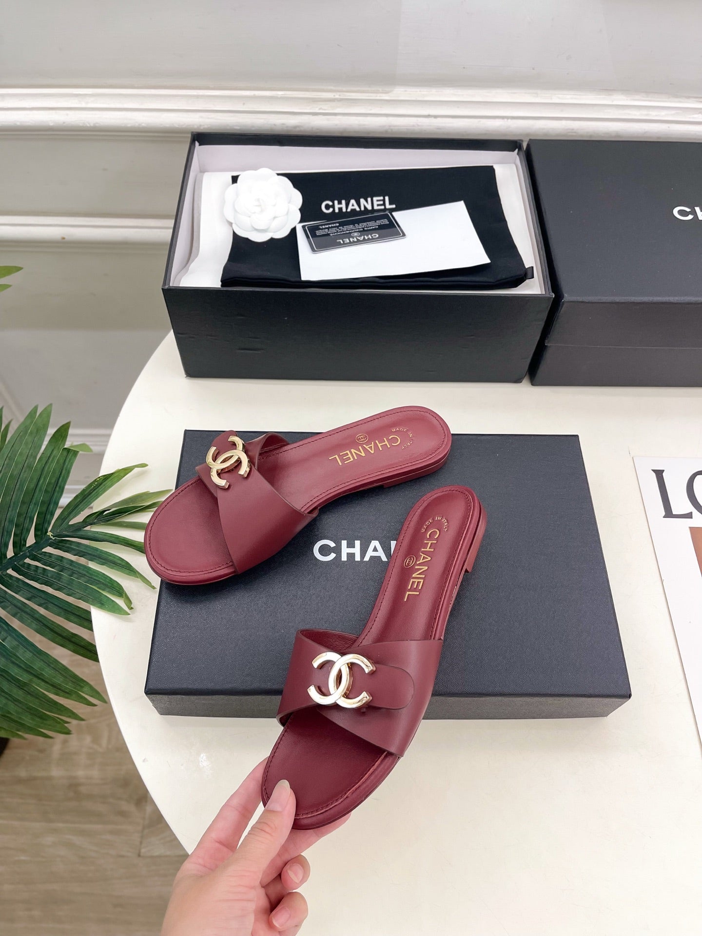 CC 26ss Pre-Collection Double C Slide Sandals Burgundy Leather 946871