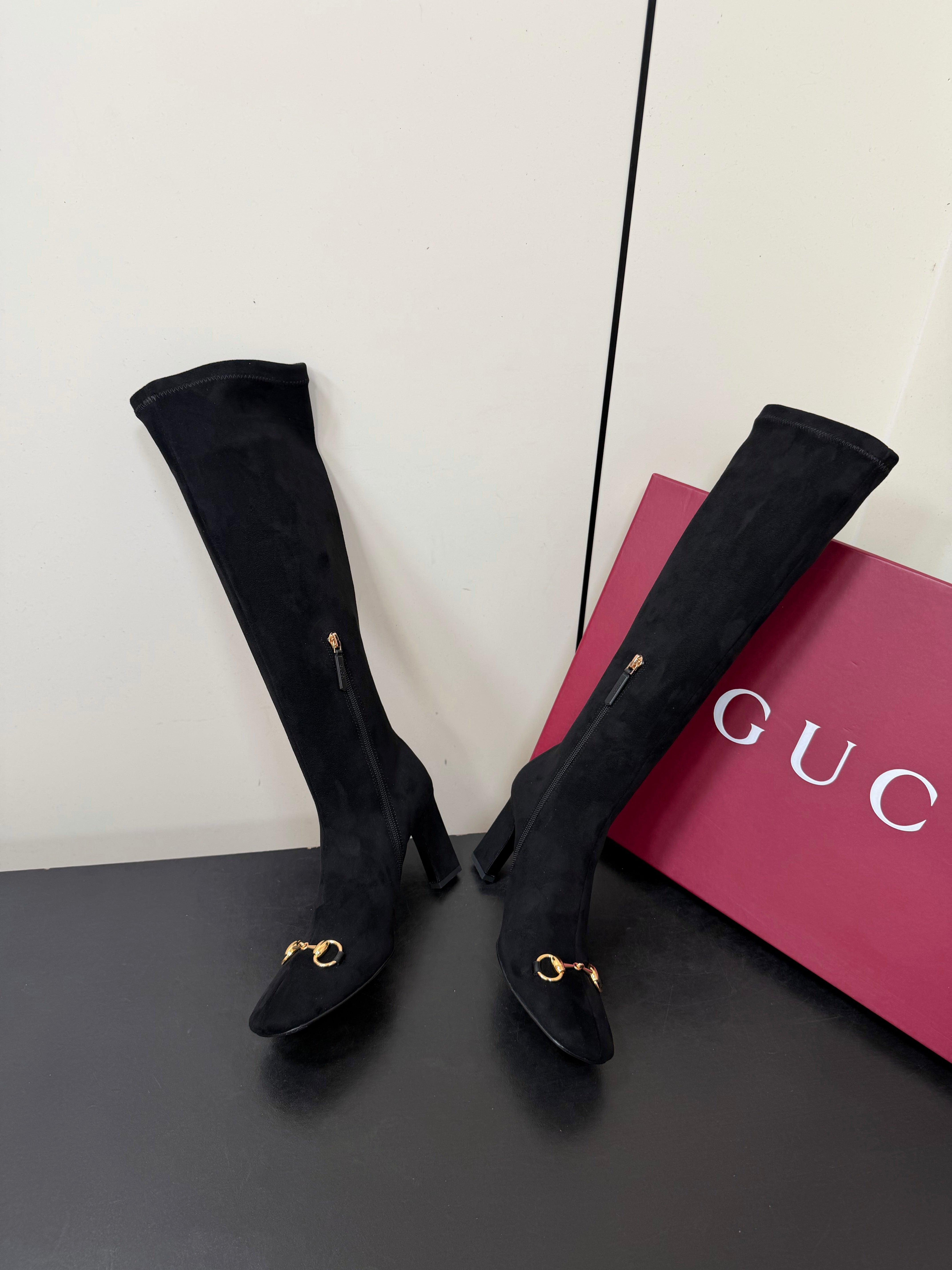 GG Signora Horsebit Knee-High Boots 8.5CM Black Suede 984464
