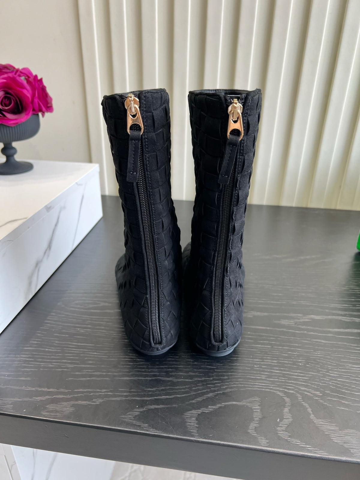 BV 26S Atomic Boots Intrecciato Black Sude 136463