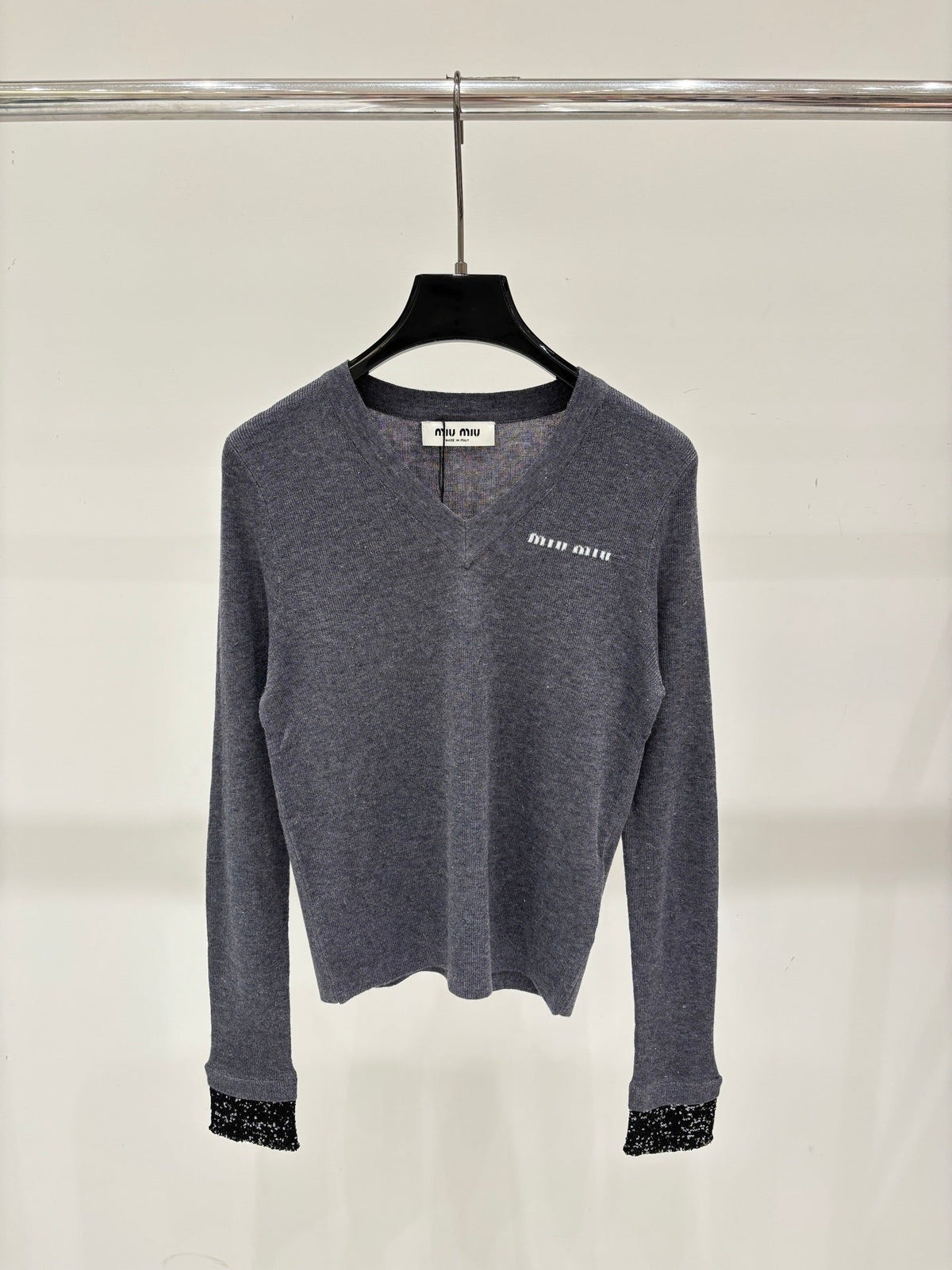 Miumiu 2026 Long-Sleeved V-neck Sweater Cashmere 431817
