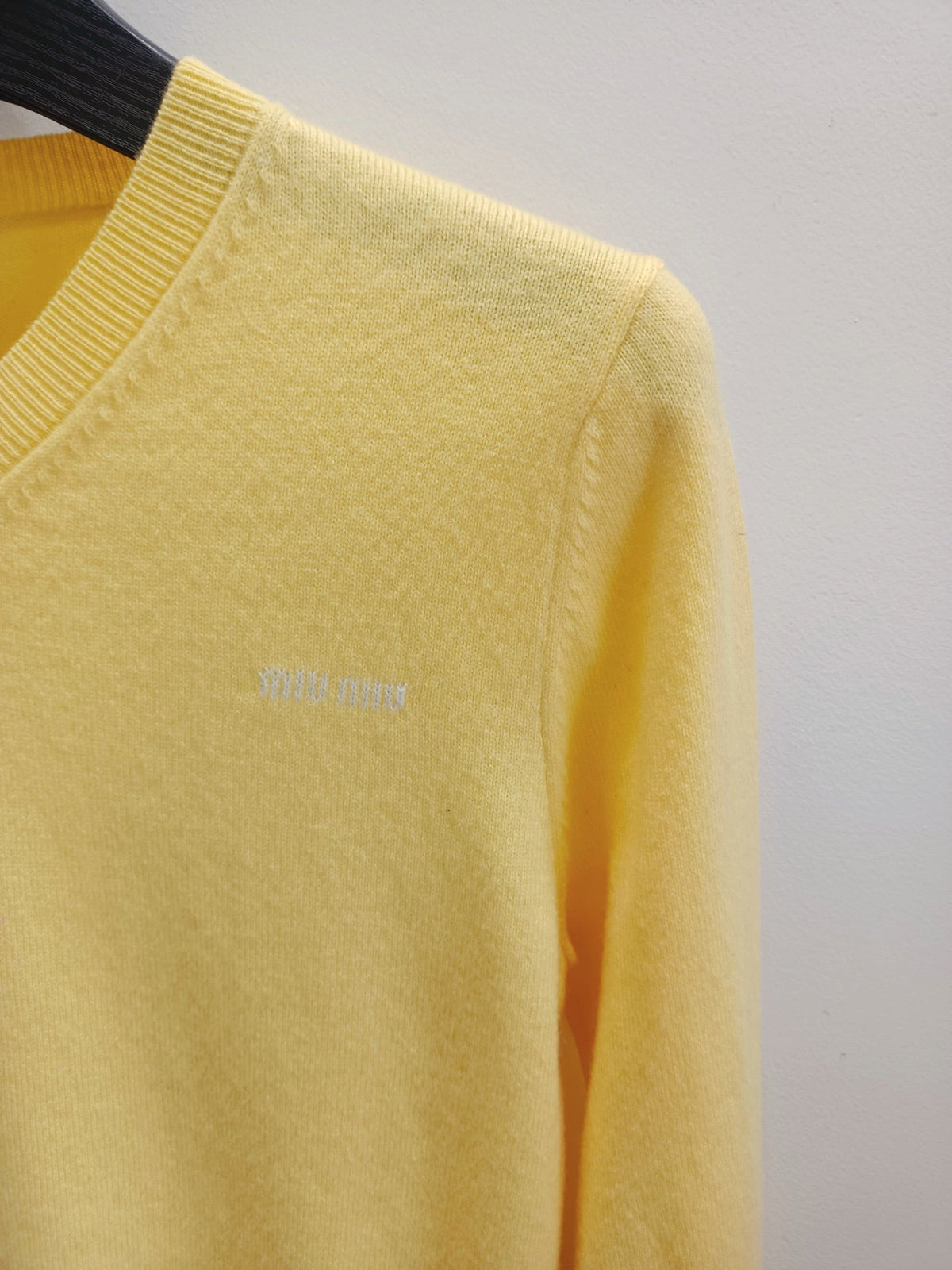 Miumiu 2026 V-neck Virgin Sweater Wool 433695