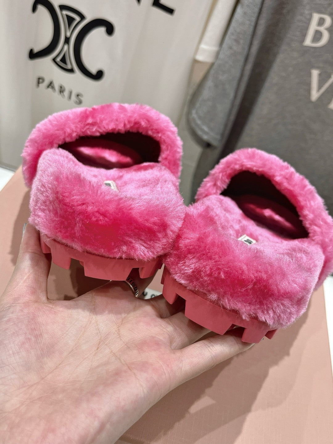 Miumiu 26s Flat Slides Pink Shearling
