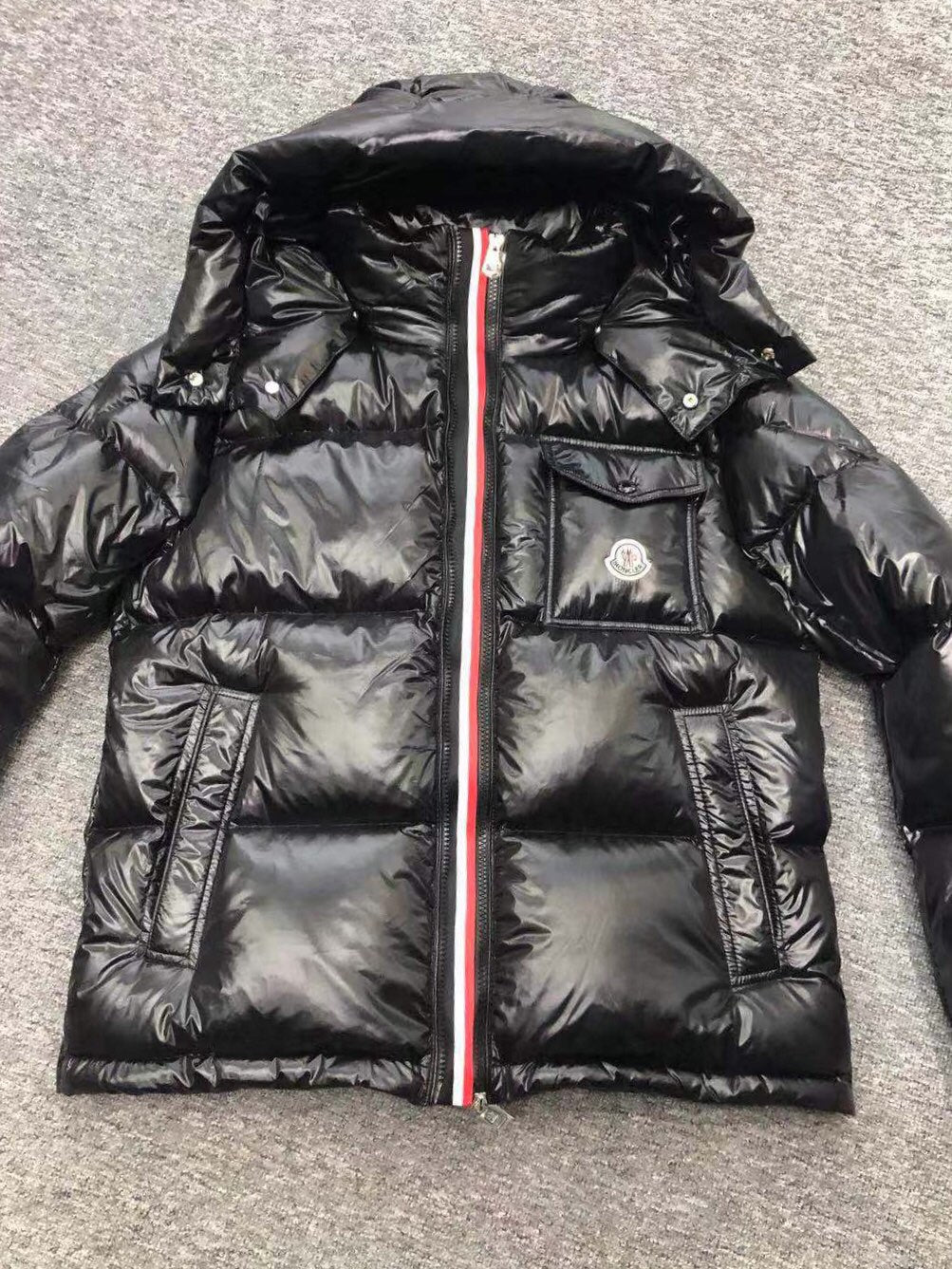 Moncler 26s Jacket Montbeliard Short Down Jacket Black Nylon 429997