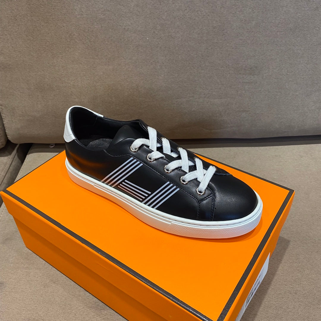 HM 26s Avantage Sneaker Black Calfskin 546296