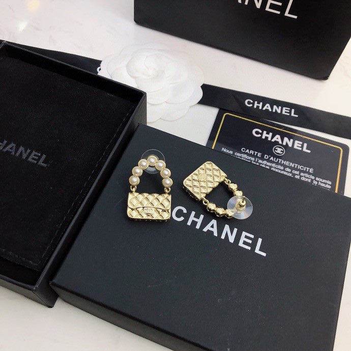 Chanel Pearl Quilted Flap Bag Earrings