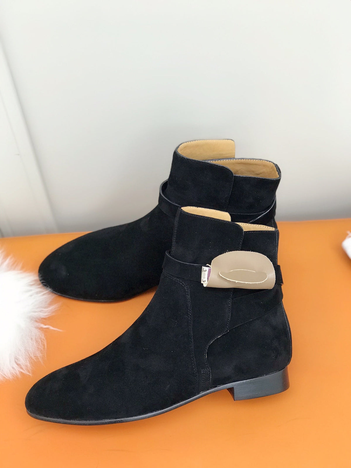 HM 26S Kelly Buckle Neo Ankle Boots 2cm Black Suede 112862